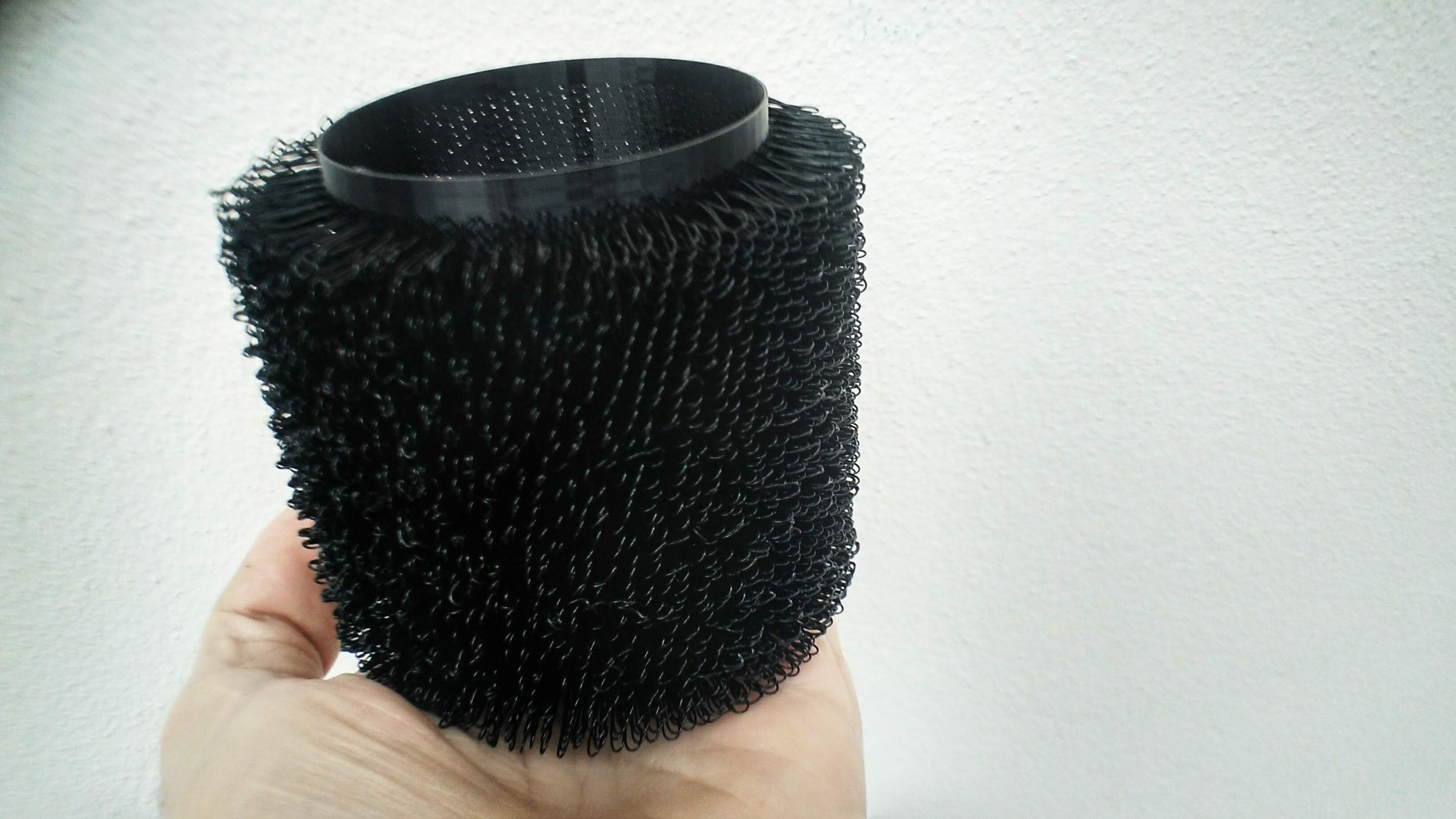 Fluffy pen holder/vase — miniatura 3