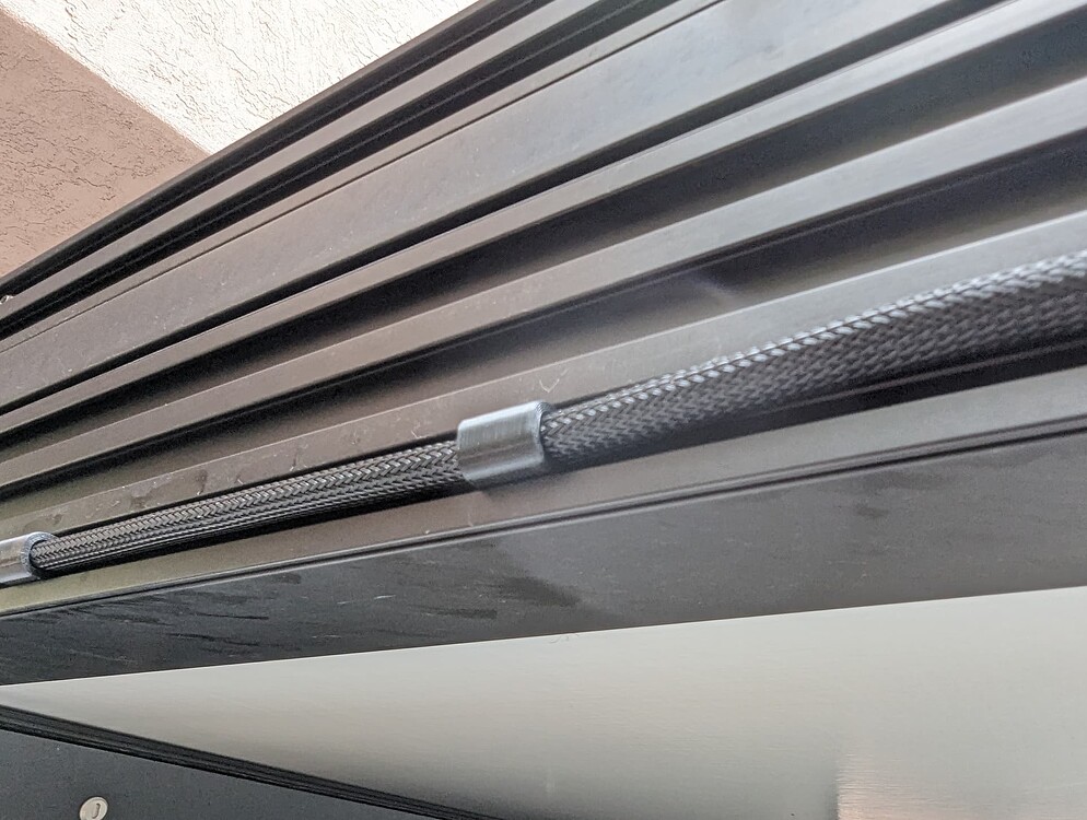 GFC track cable clamp for solar cables