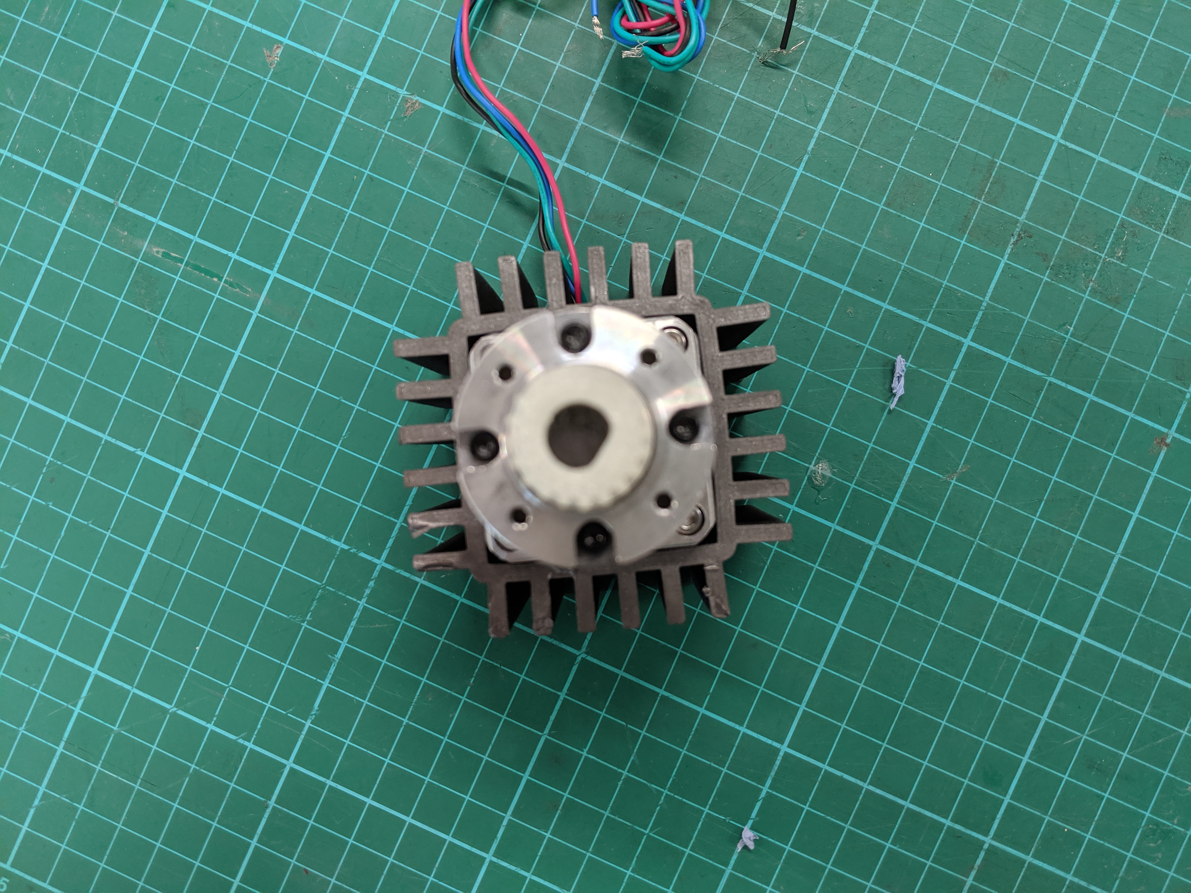 Parametric Stepper Motor Heat-Sink — miniatura 3