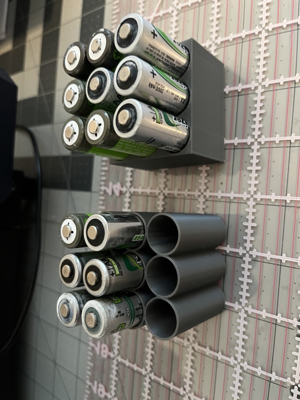 Stackable AA battery Holder