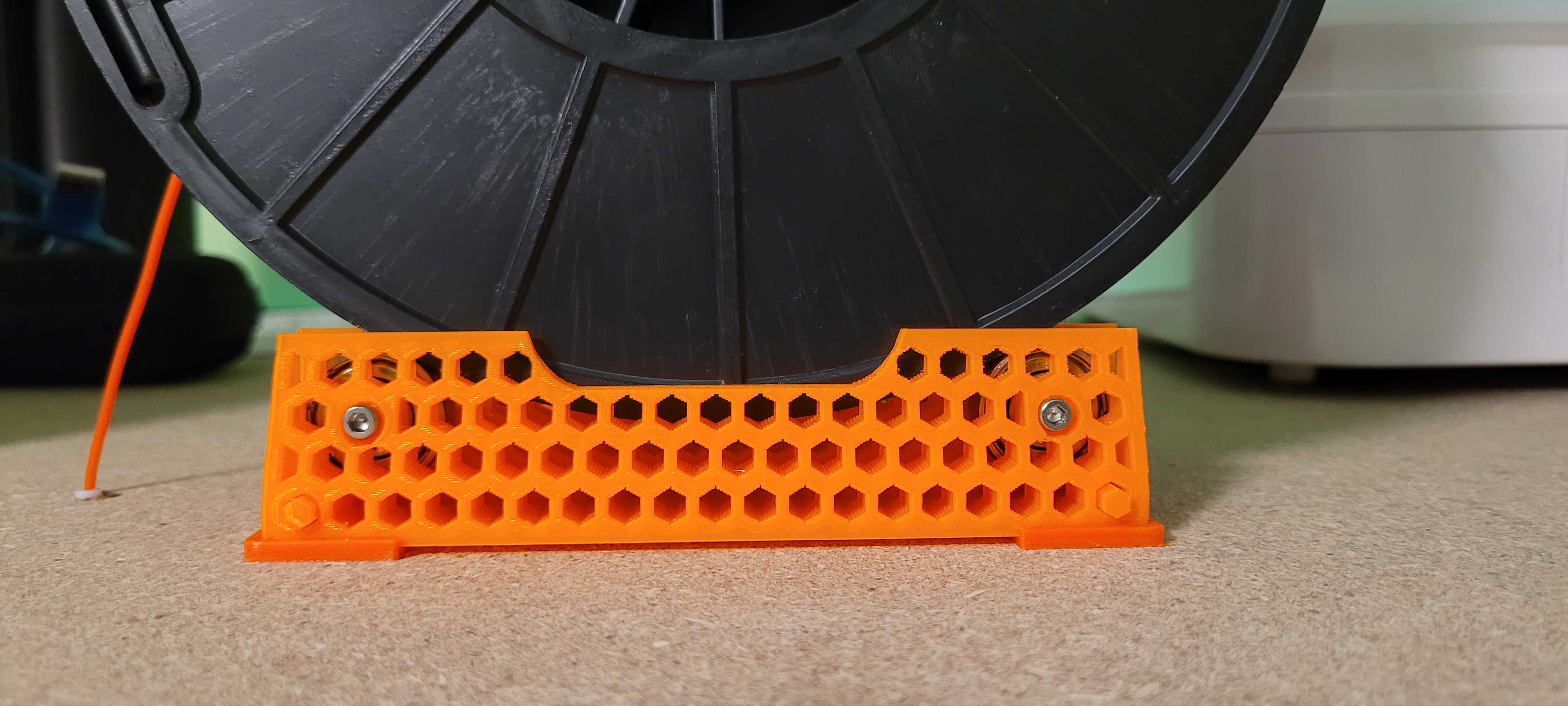 Spool holder super awesome edition