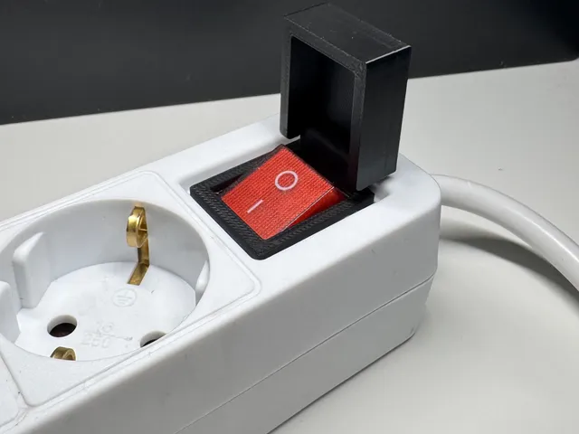 Anti-Licht-Klappe für Steckdosenleisten (Switch Blackout Cover)