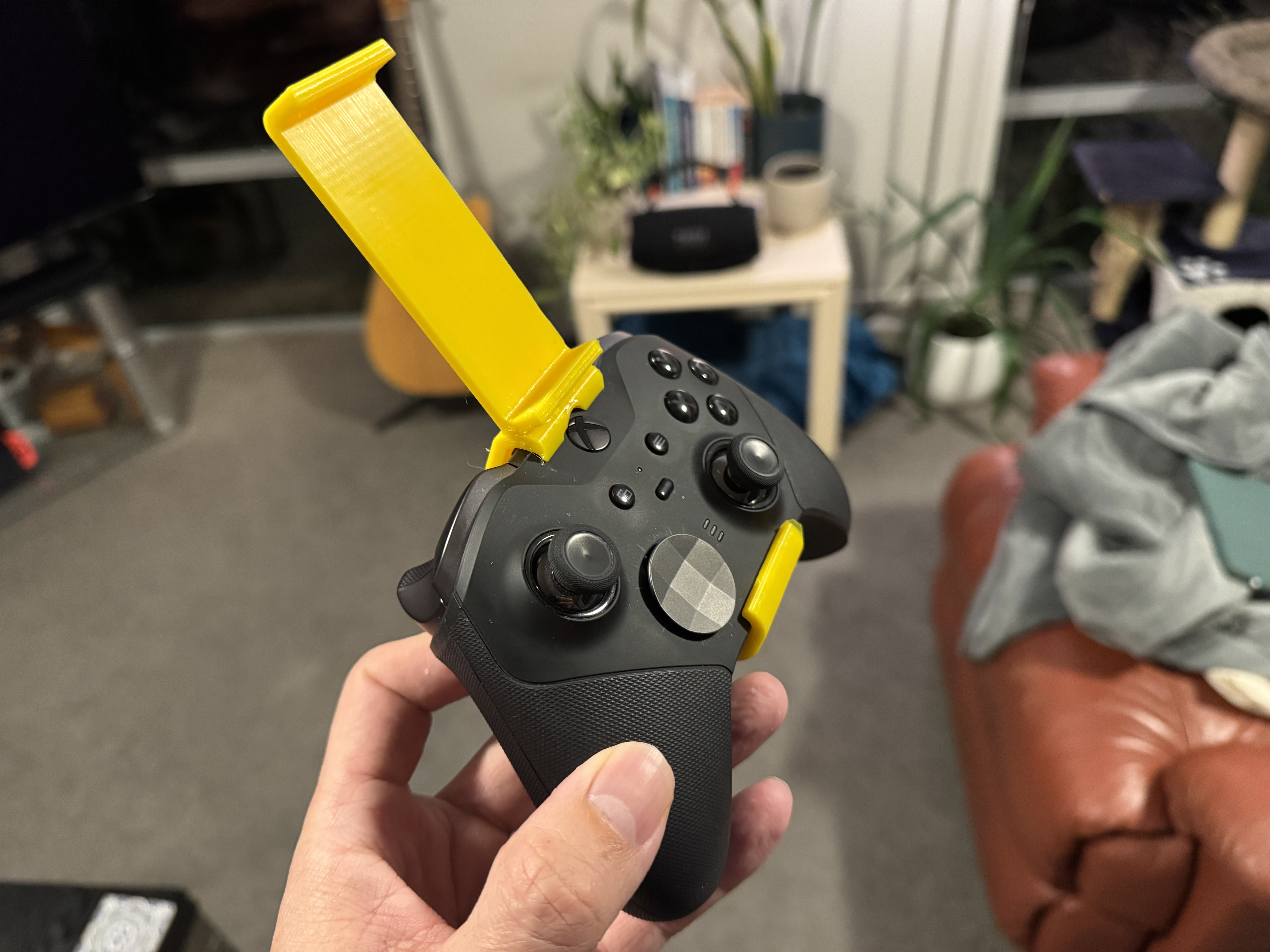 XBOX Controller Phone Adaptor - iPhone 15 Pro Max