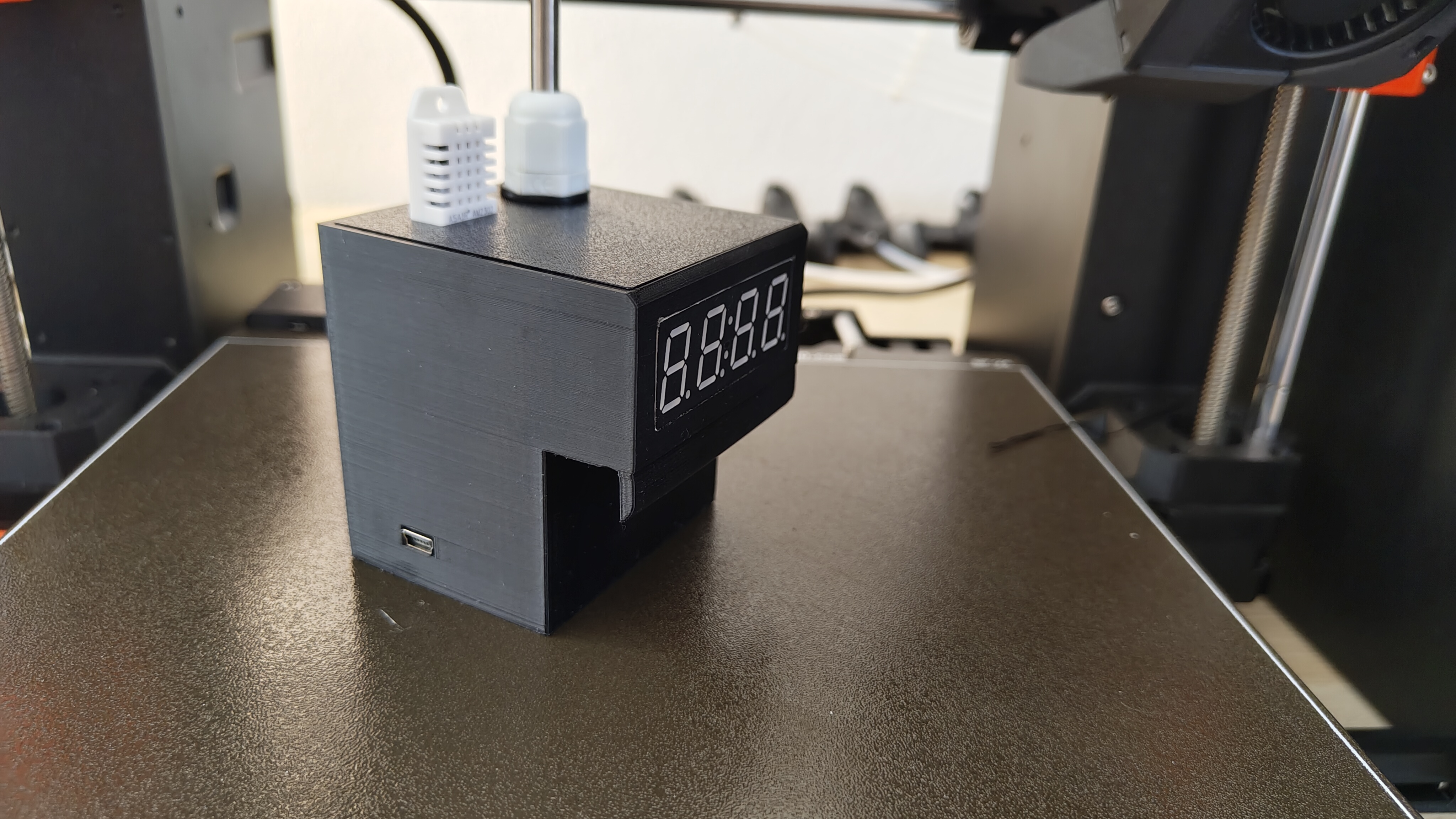 Box for temp/hum sensor by Lo5iteCH Download free STL model