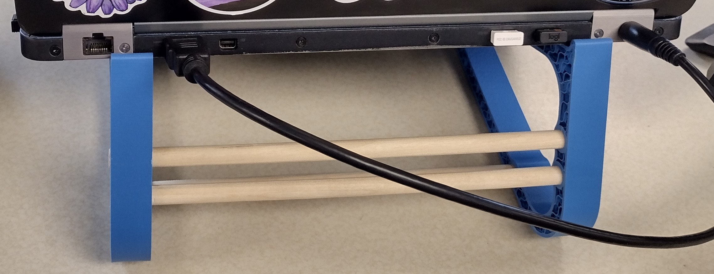 4.5 in Laptop Riser — miniatura 2