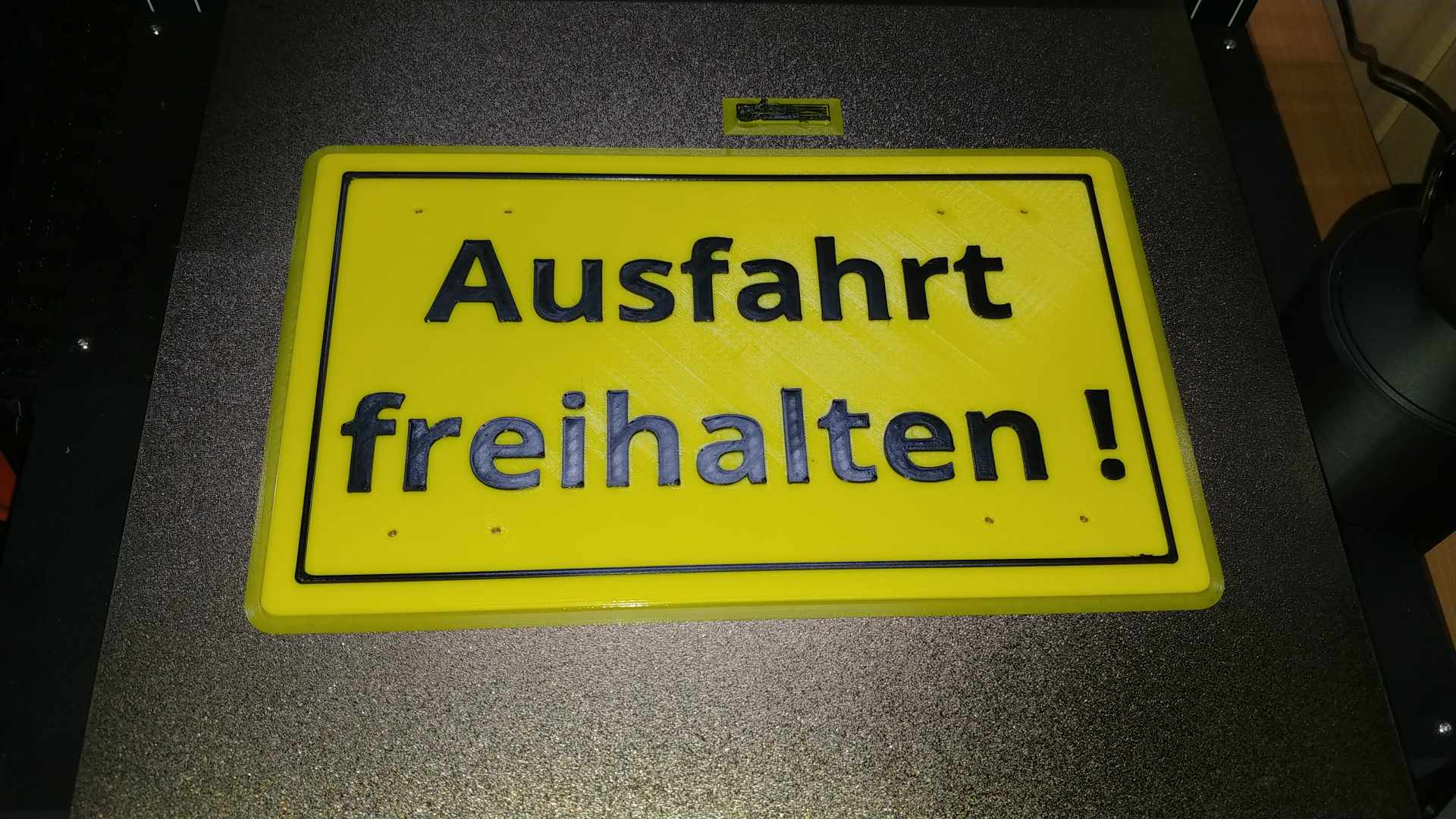 Schild Ausfahrt freihalten ! 250x150