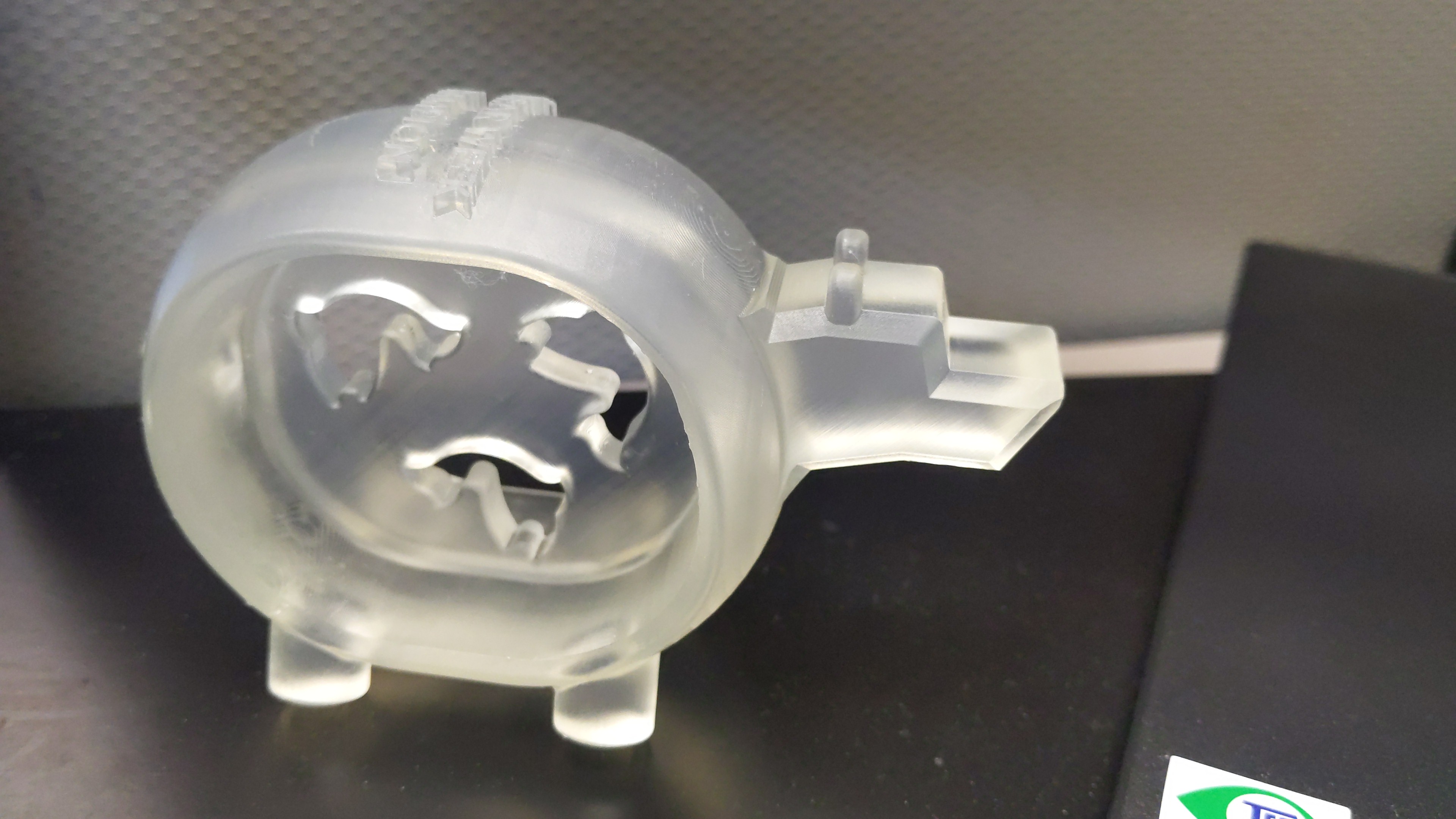 Miniatura 4 do modelo 3D Fat Bear Week Trophy