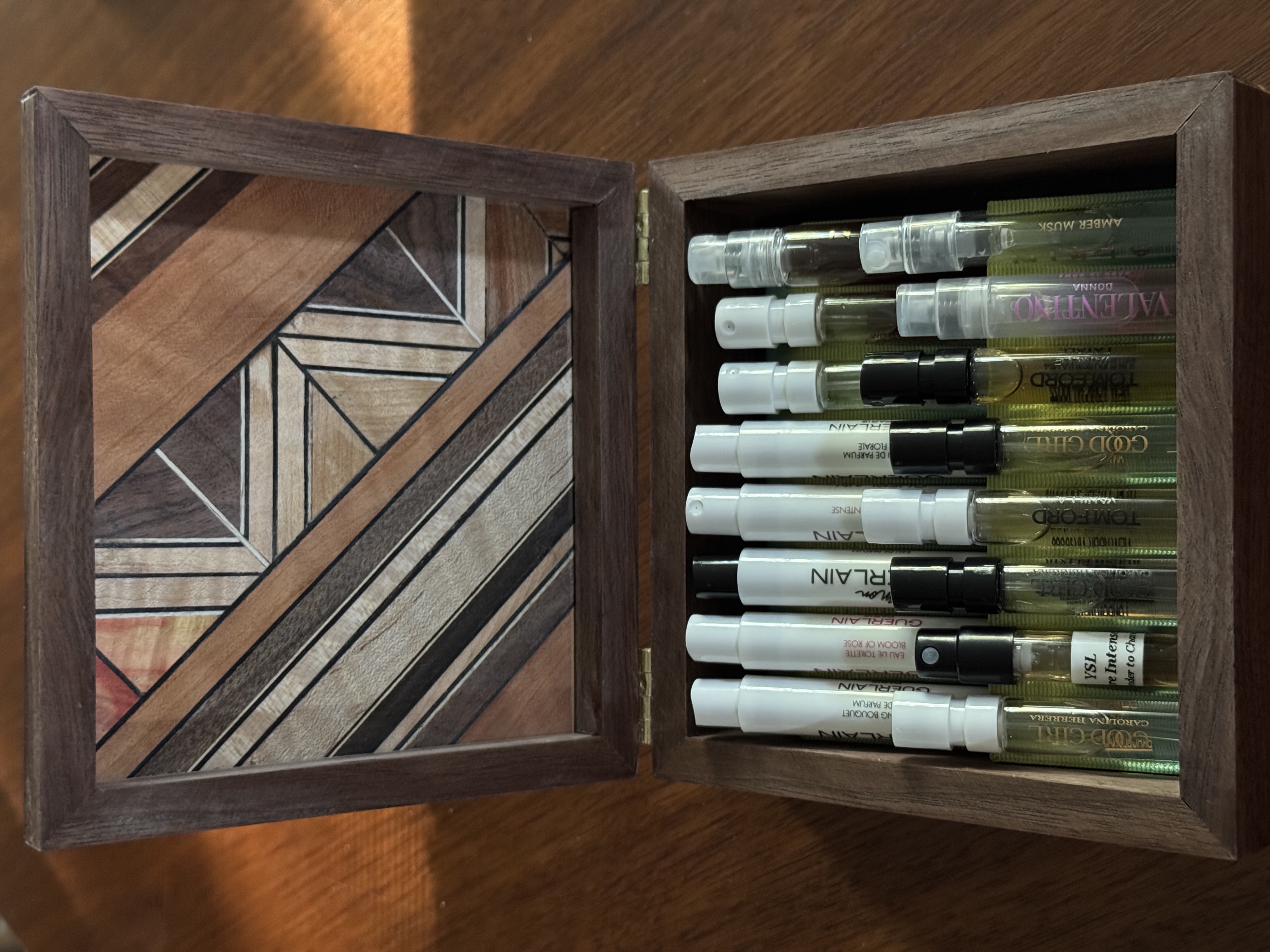 Fragrance Sample Vials Rack