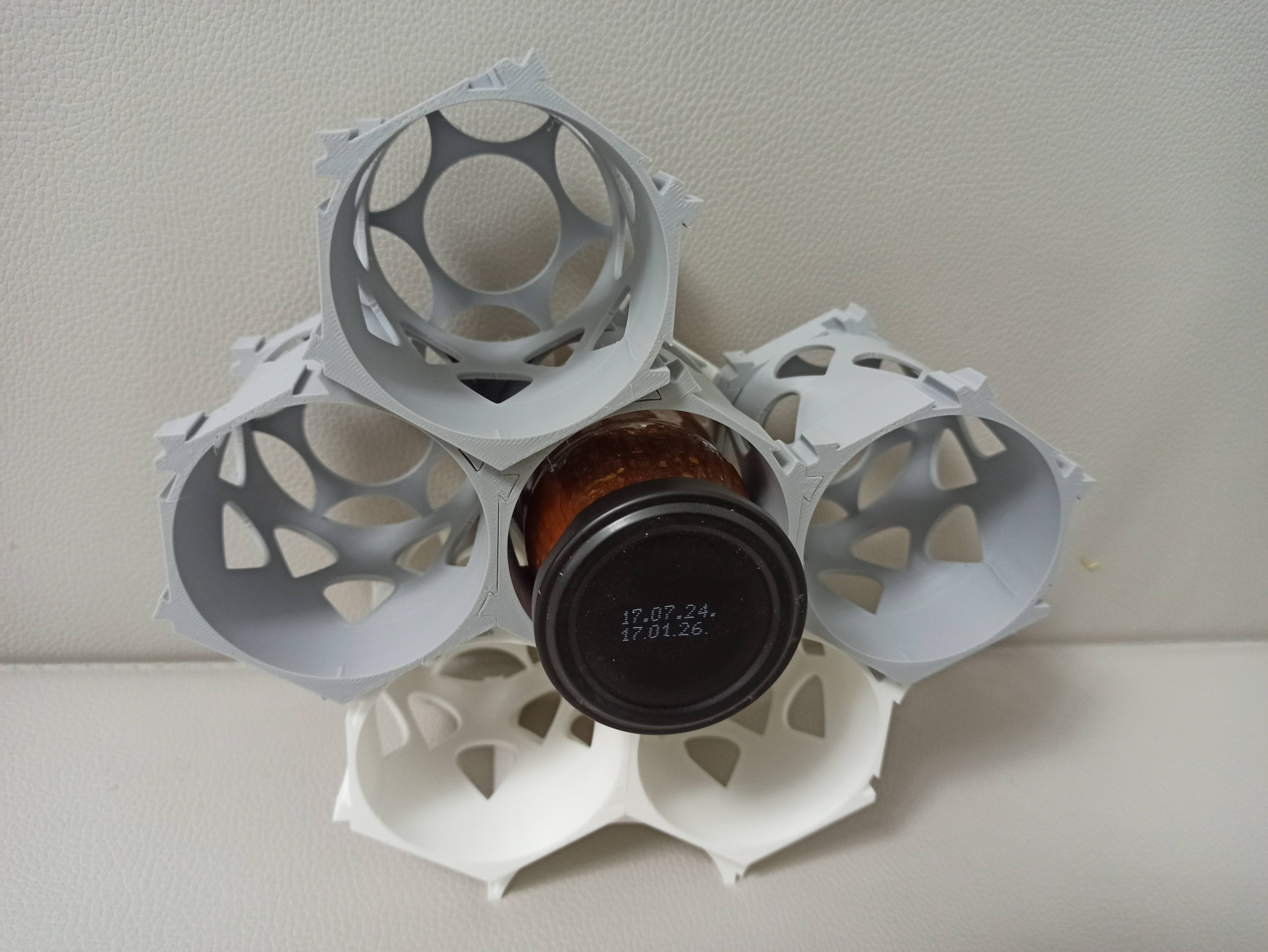 Hexastash - yet another modular spice rack