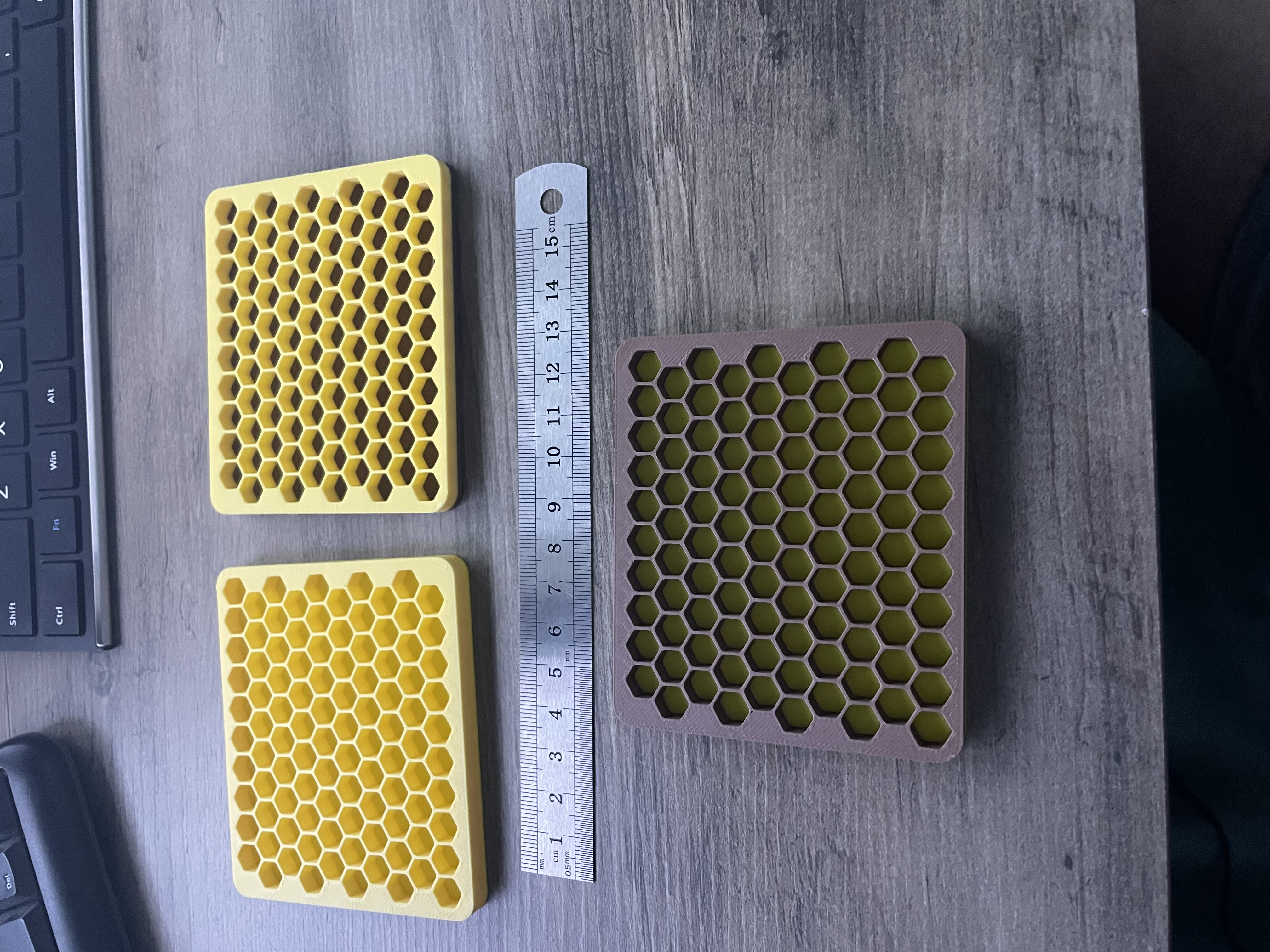 HoneyComb Coaster V3