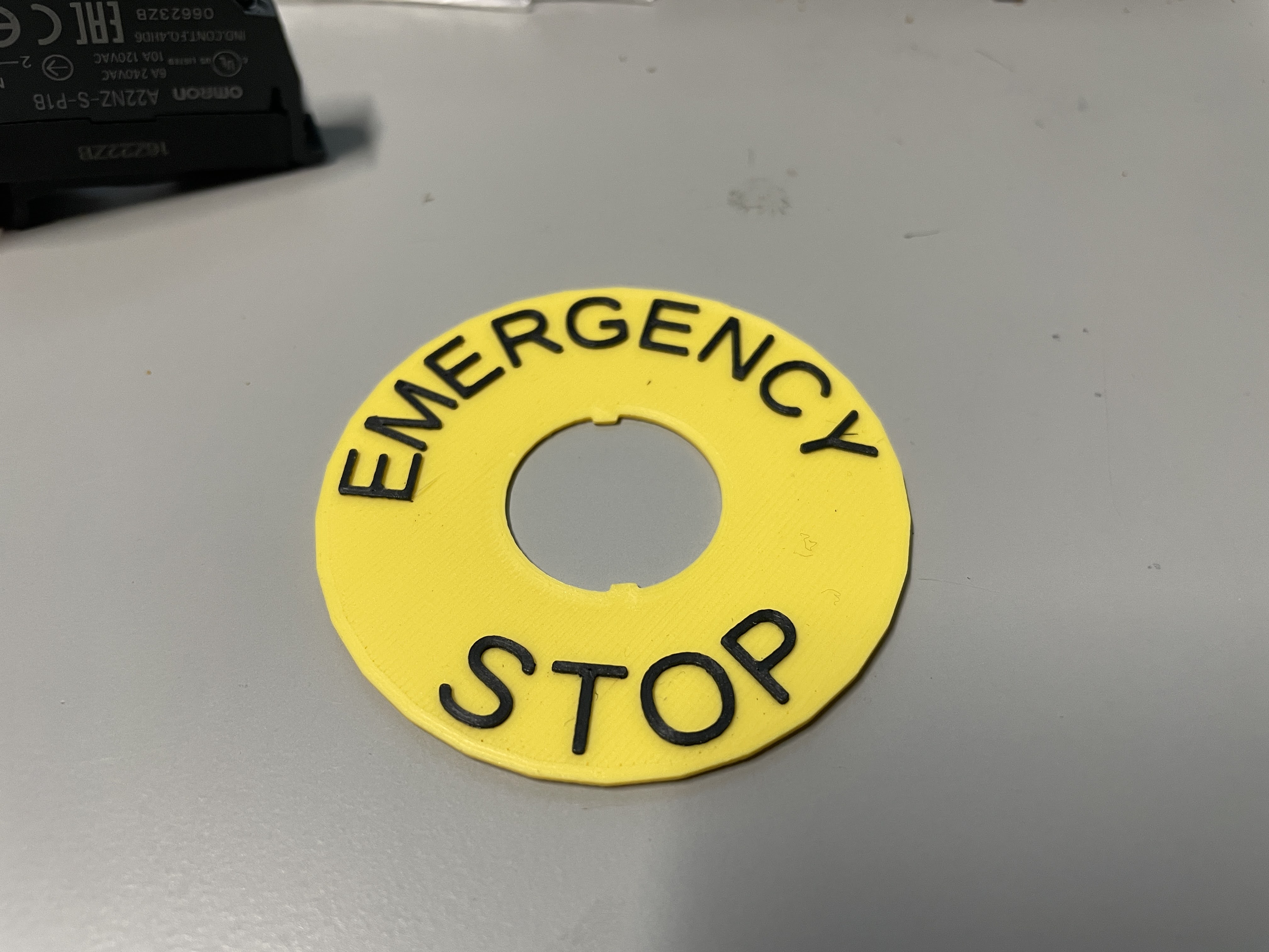 Industrial button/ switch label OPENSCAD Parametric Configurable — thumbnail 2