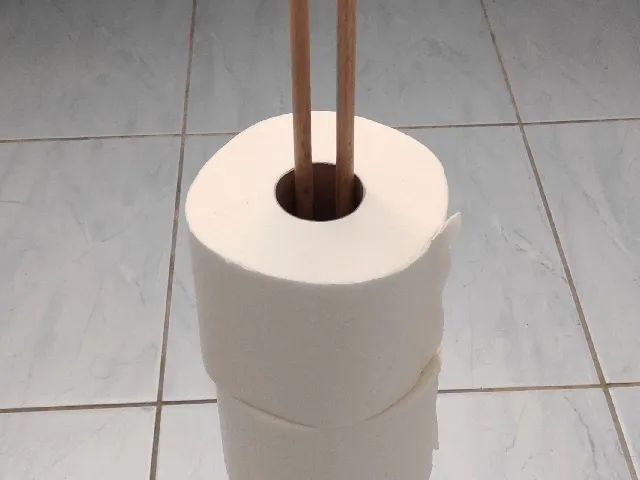 Toilet paper holder
