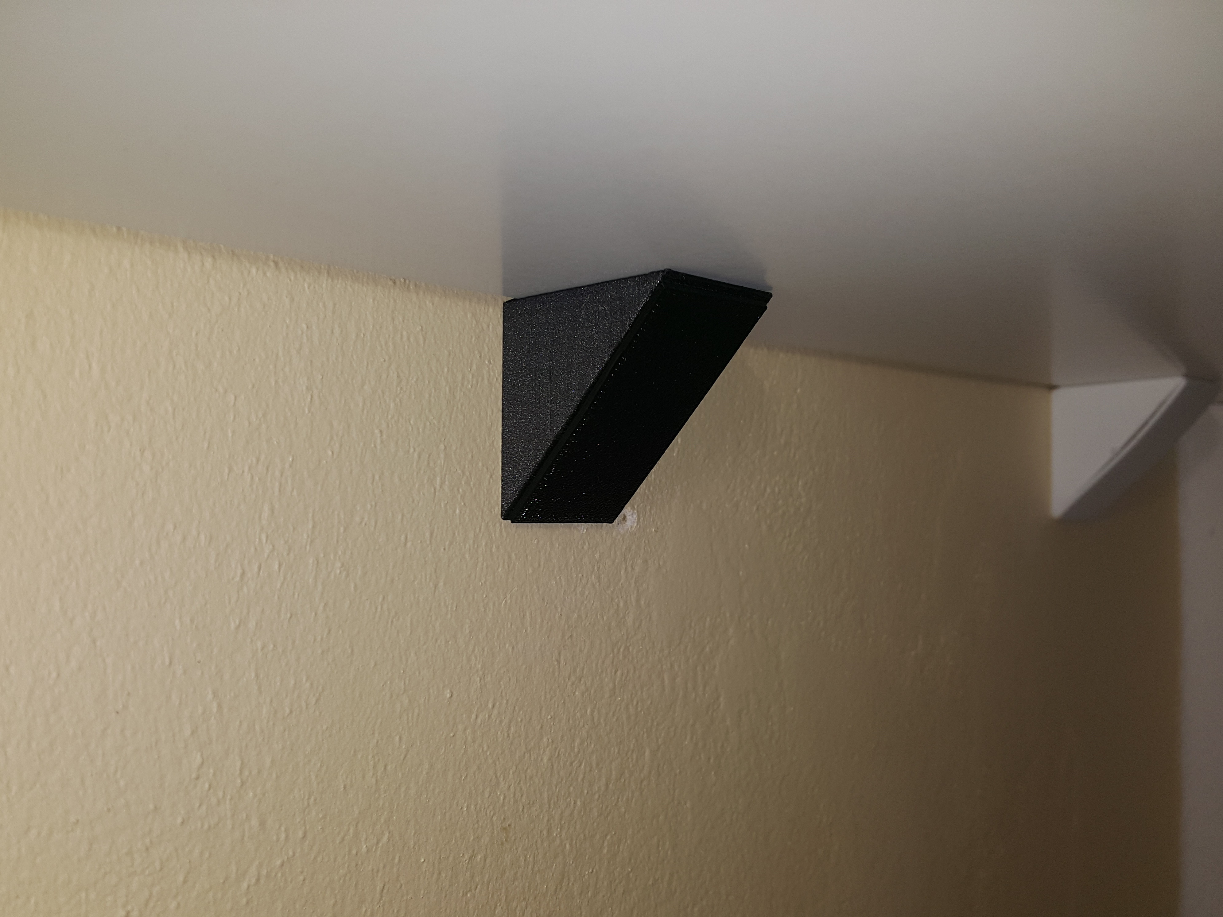 Miniatura 3 do modelo 3D Angle Bracket