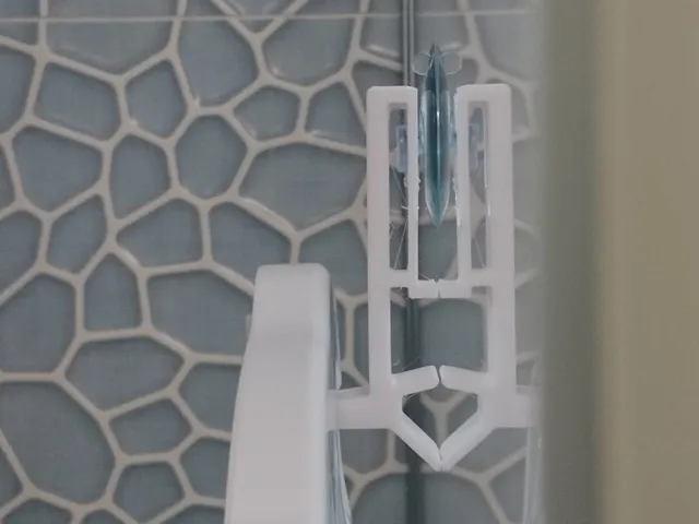 Baby bathtub hook