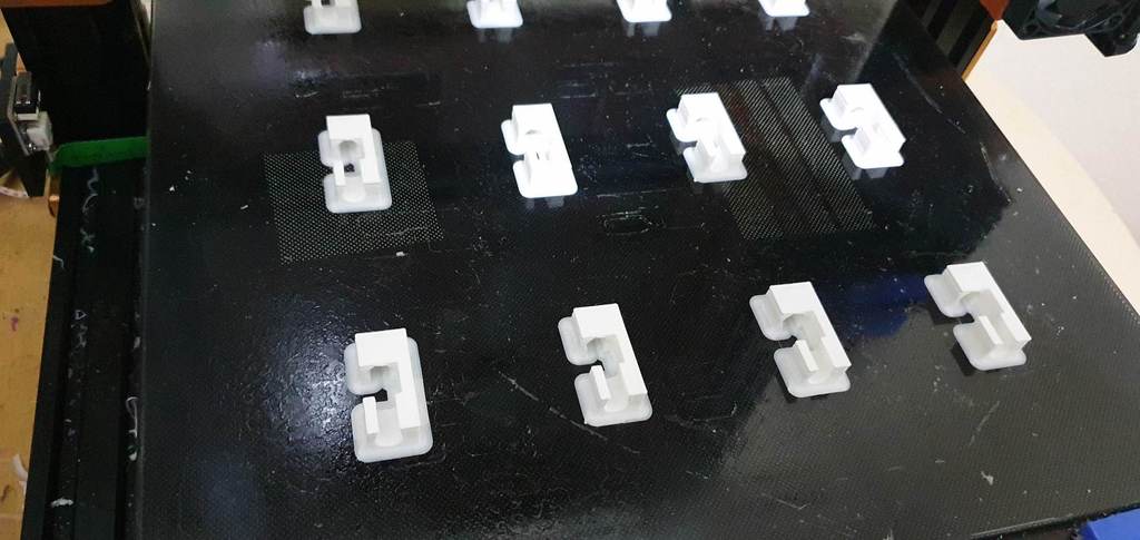 Miniatura 6 do modelo 3D Cable Wall Clip - Cable Organizer