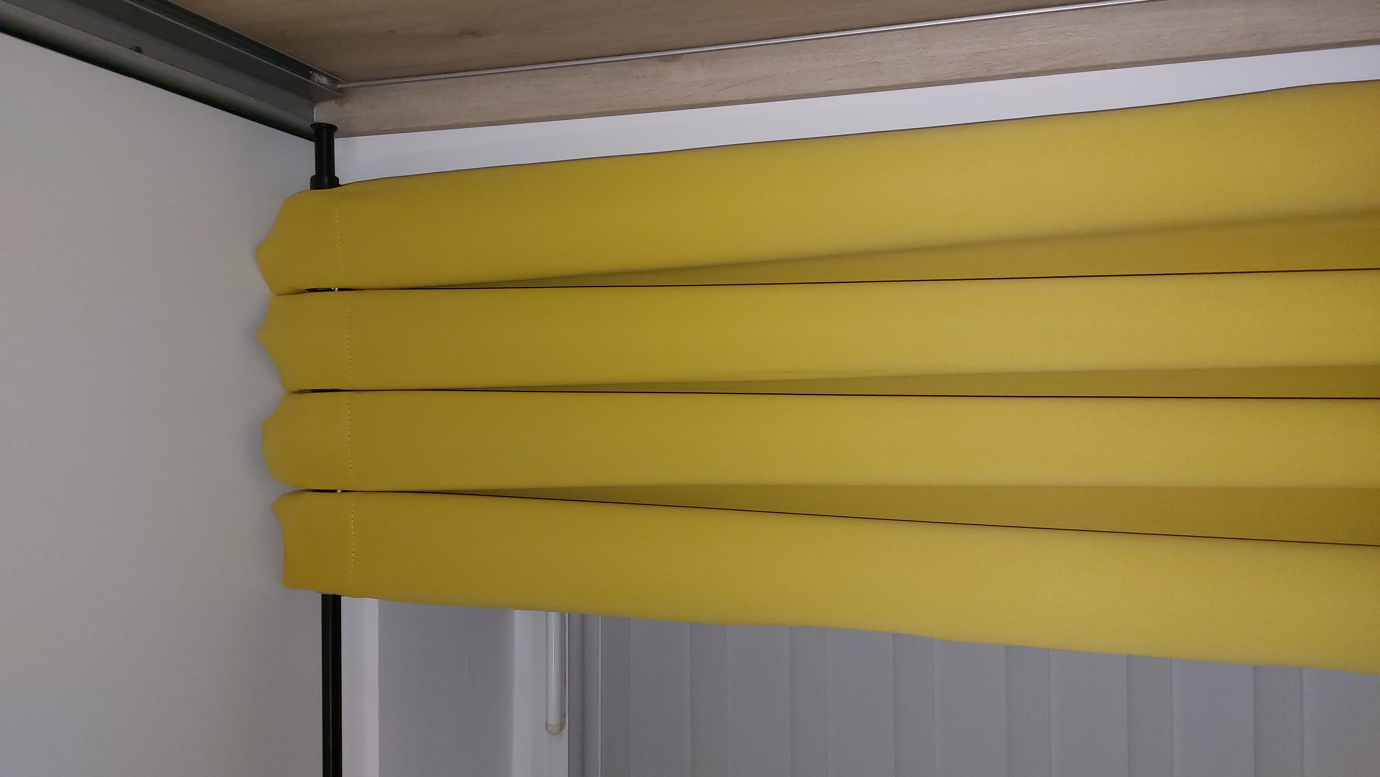 Window curtains prefect "waves" maker