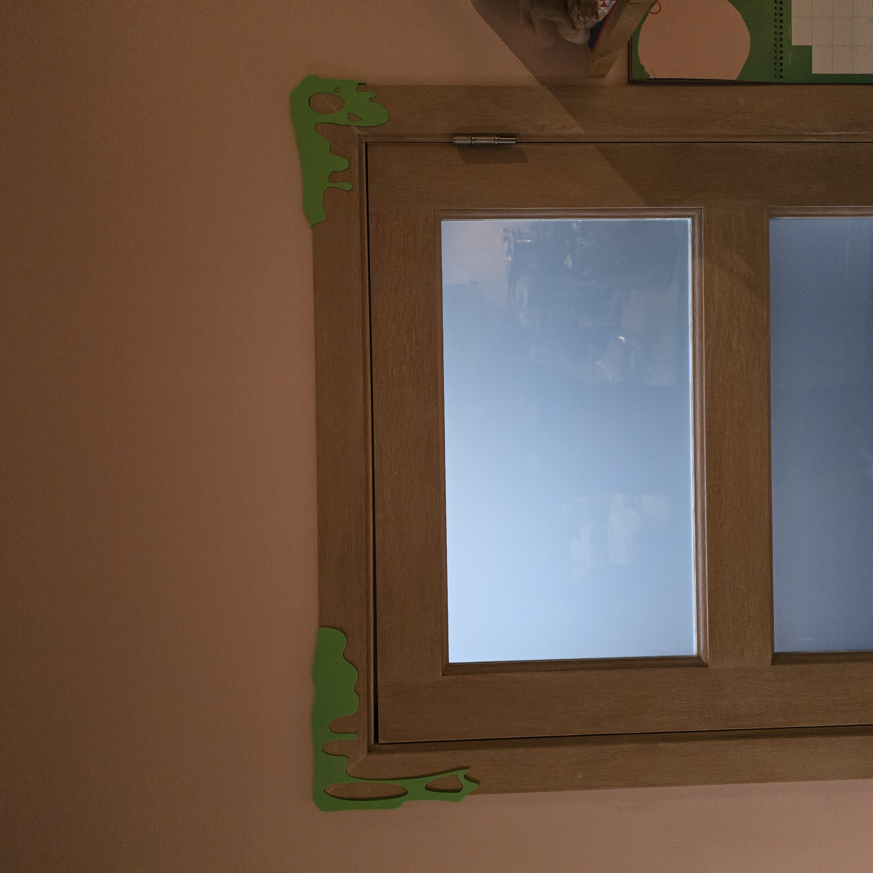 Slime door decoration
