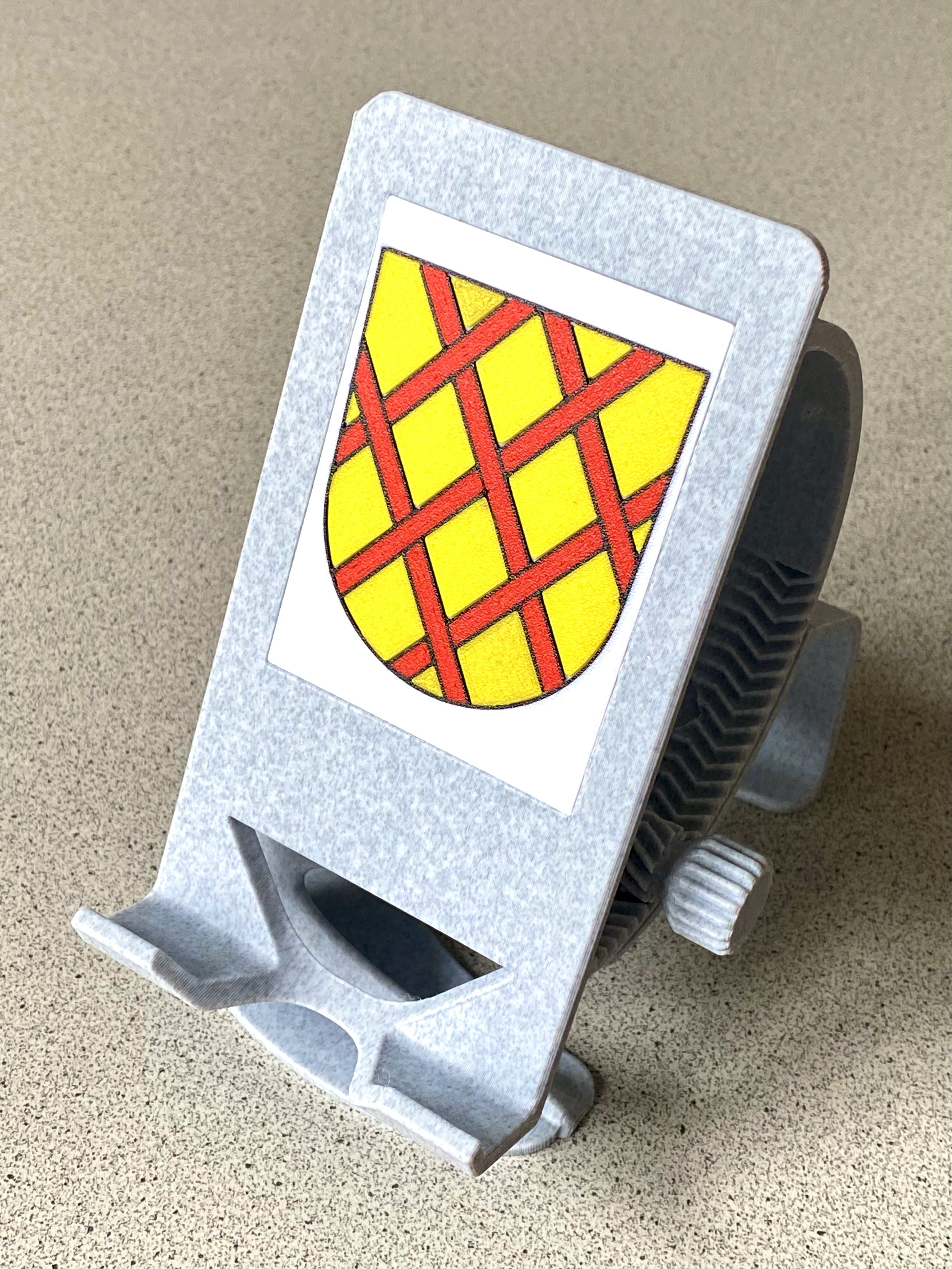 Multi-color Cover Plate for revised Phone Holder (here: Crest of Daun)