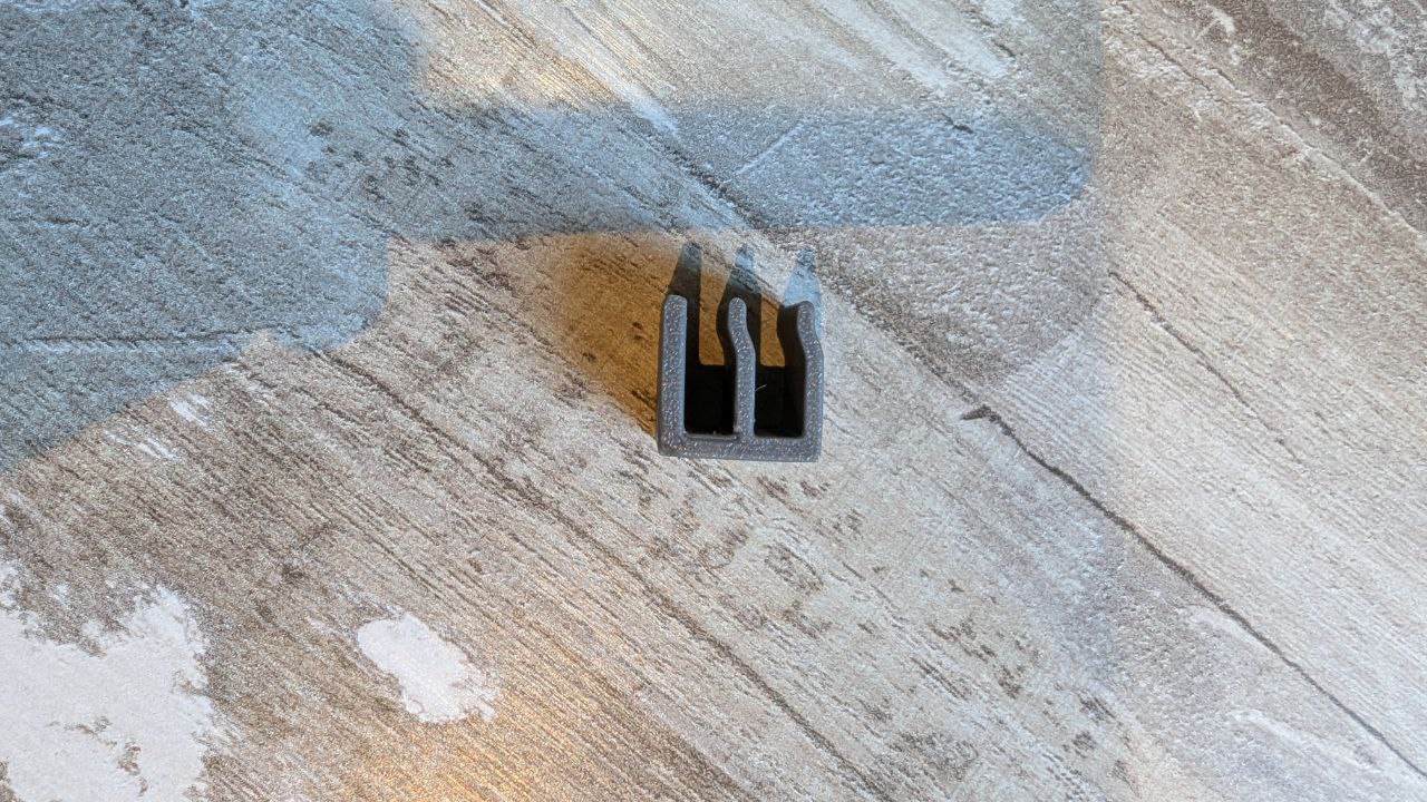 Cabel holder/clip — miniatura 2