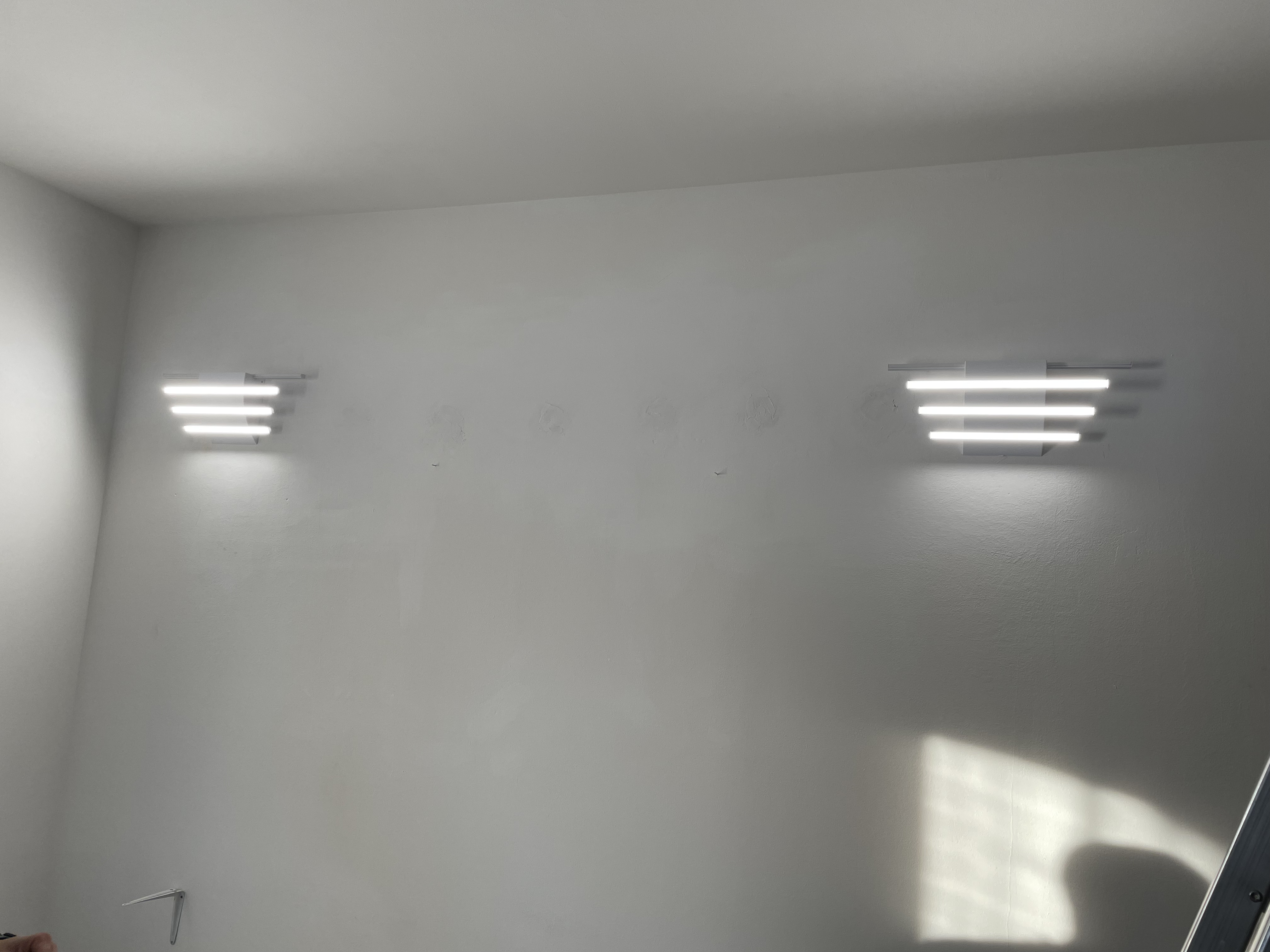Applique modern design led lamp