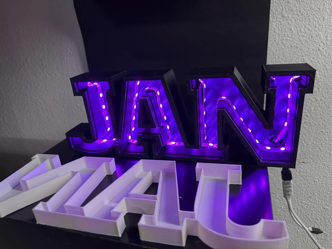 Letras luminosas by Makezings | Download free STL model | Printables.com