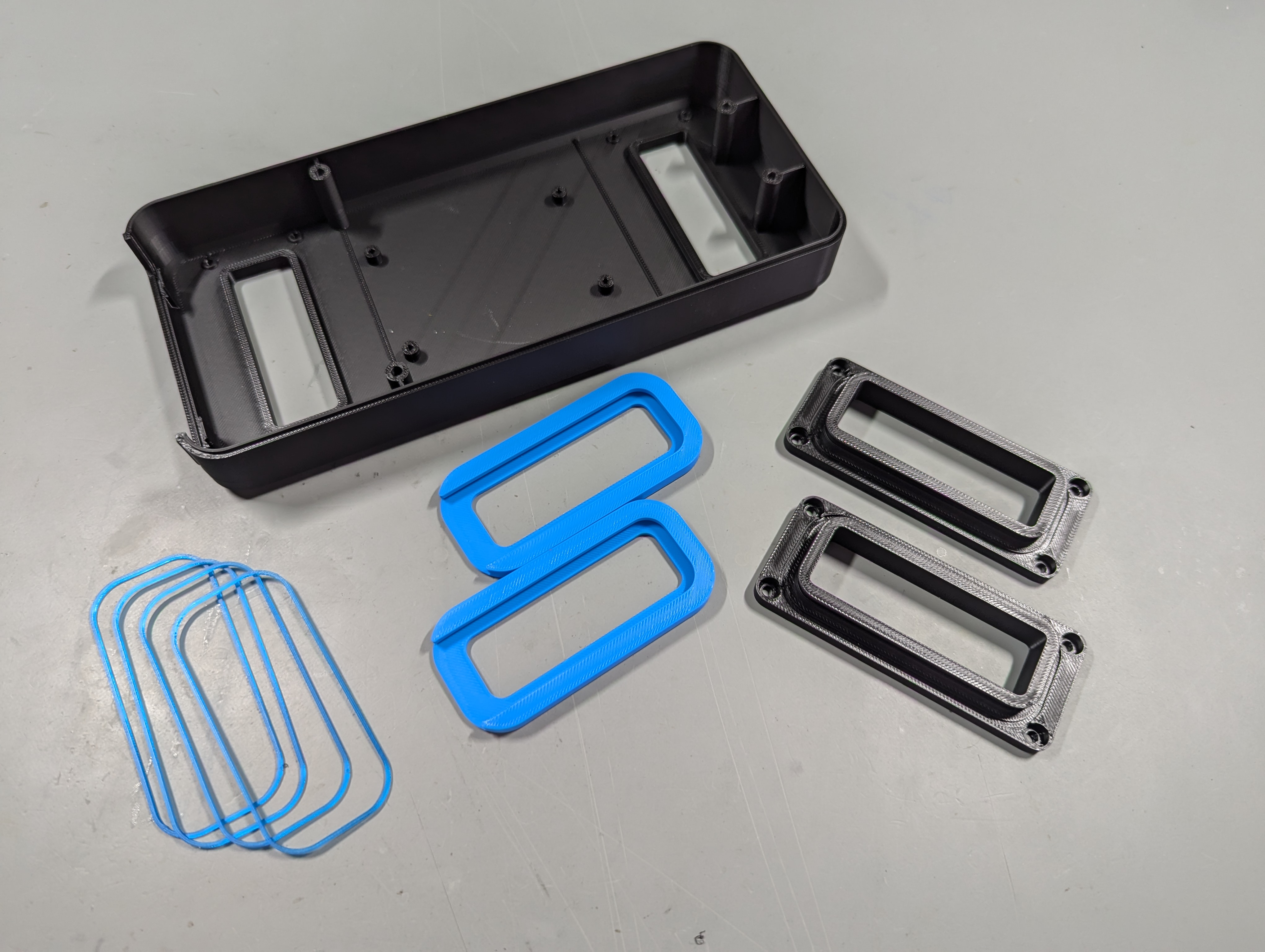 Miniatura 2 do modelo 3D Python AMS Enclosure PolyDryer Mount