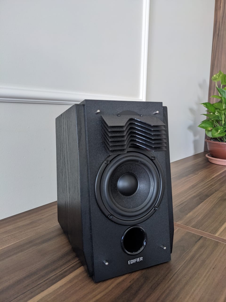 Edifier R1855DB Acoustic Lens