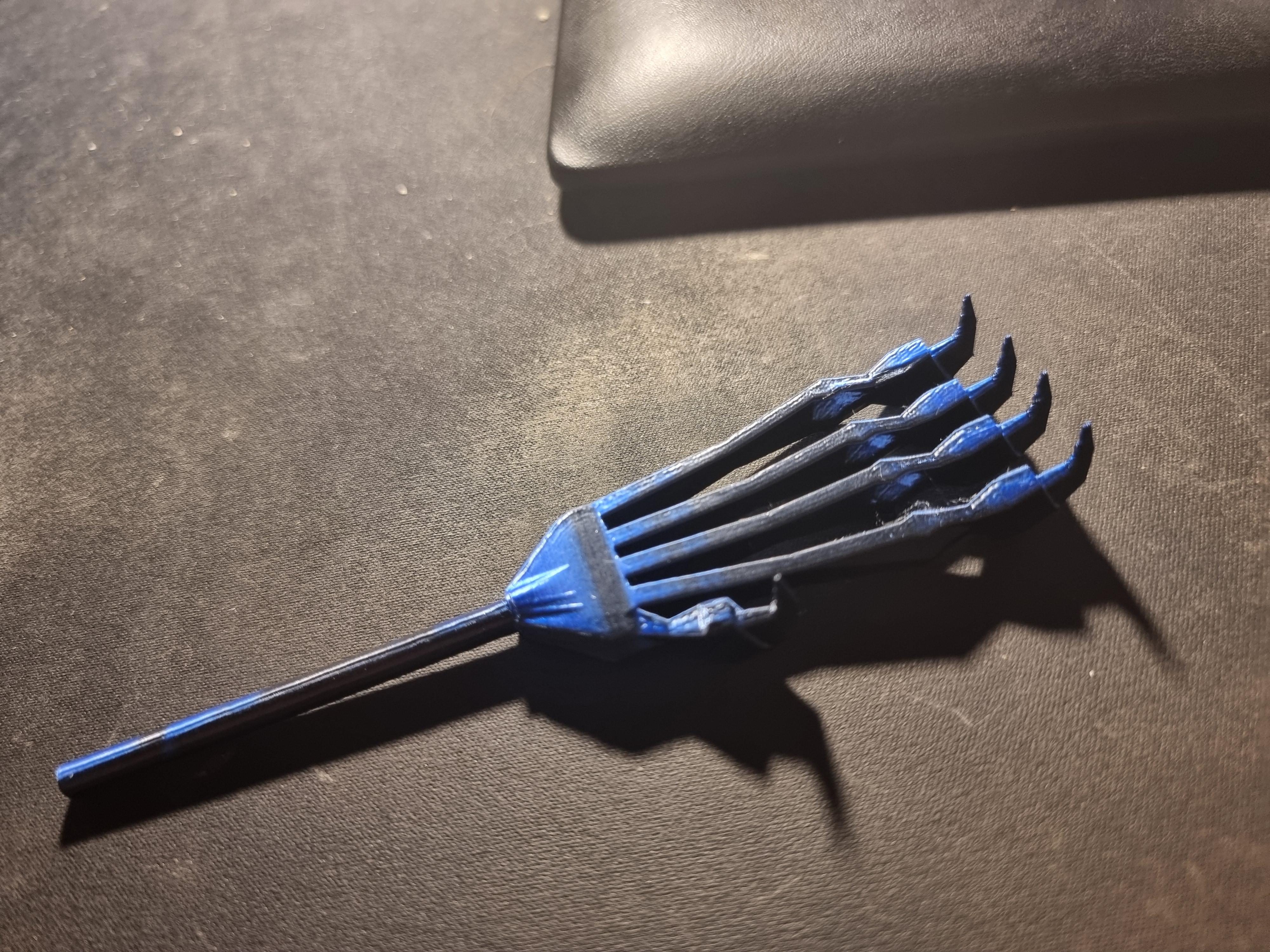Miniatura 2 do modelo 3D Skeletal back scratcher