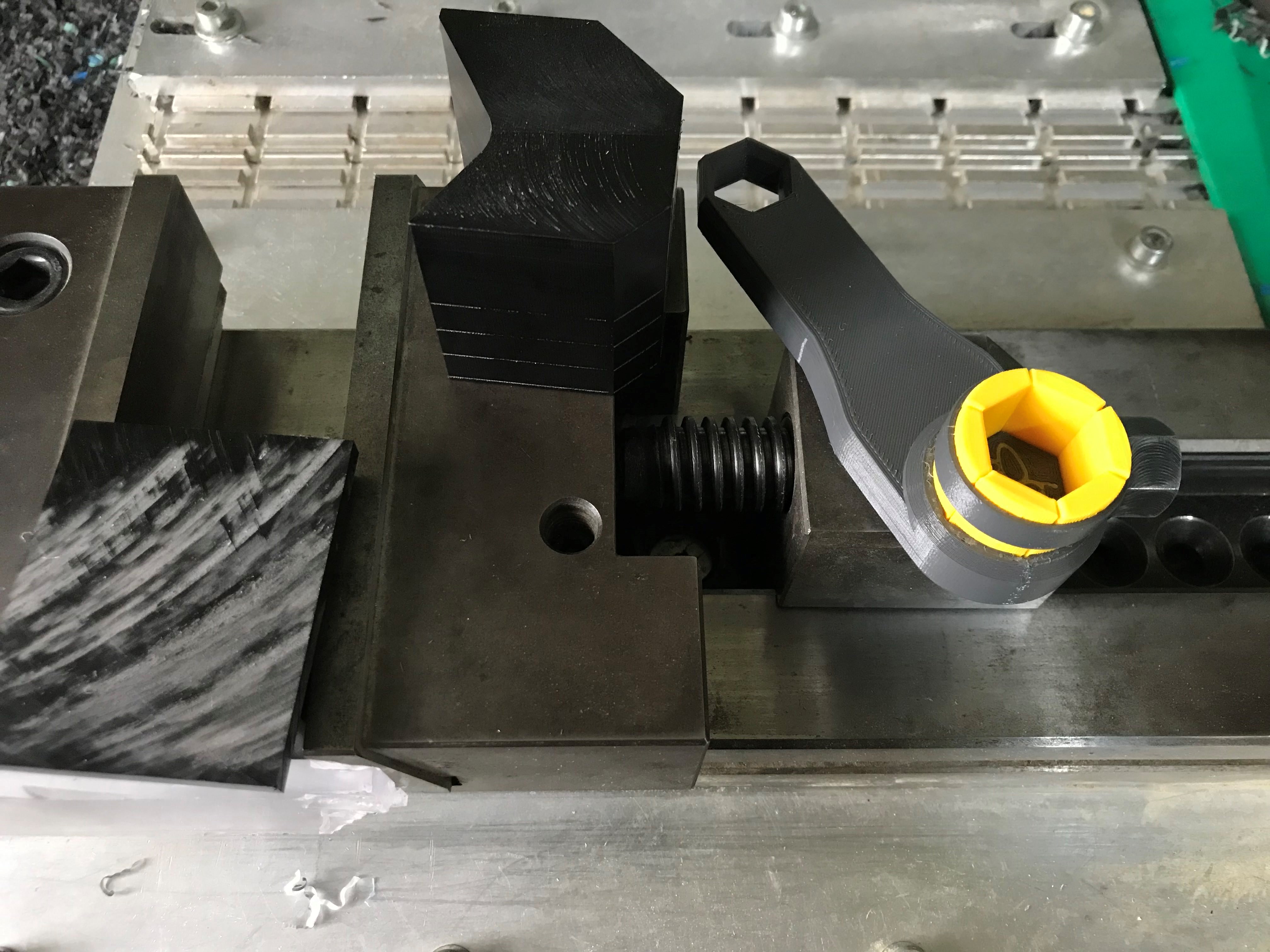 Wrench 22mm - overengineered