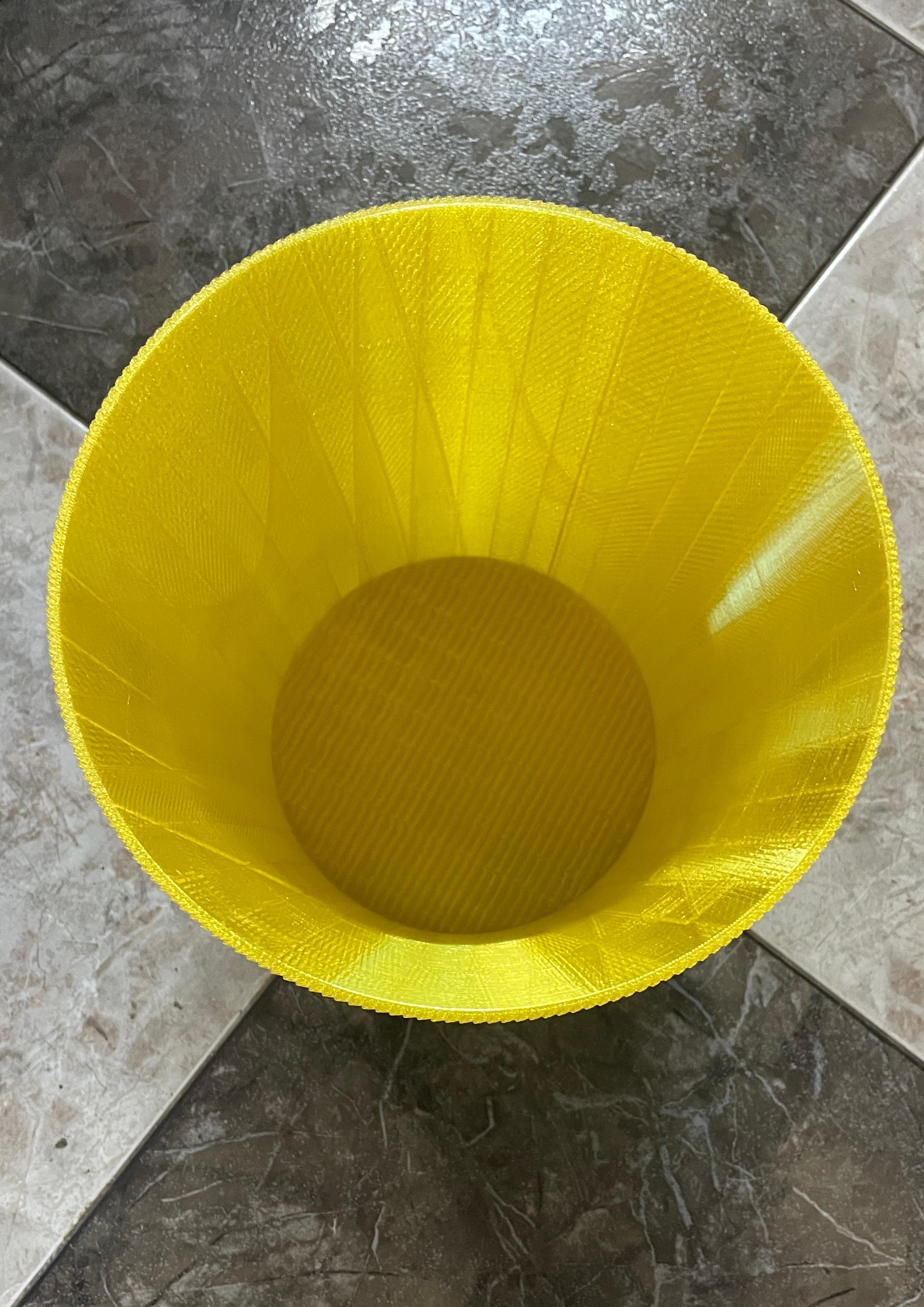 Trash can / Recycle bin like IKEA FNISS by Jesús Méndez Download free