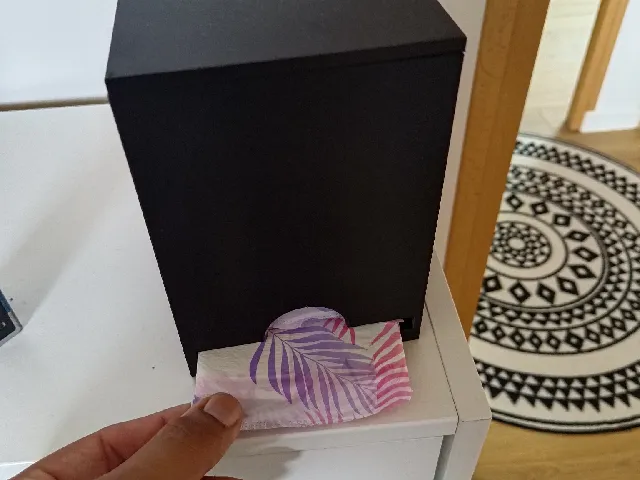 Sanitary pads dispenser