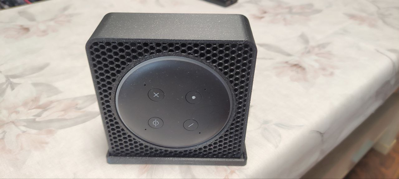 Soporte alexa 3a generacion para pared