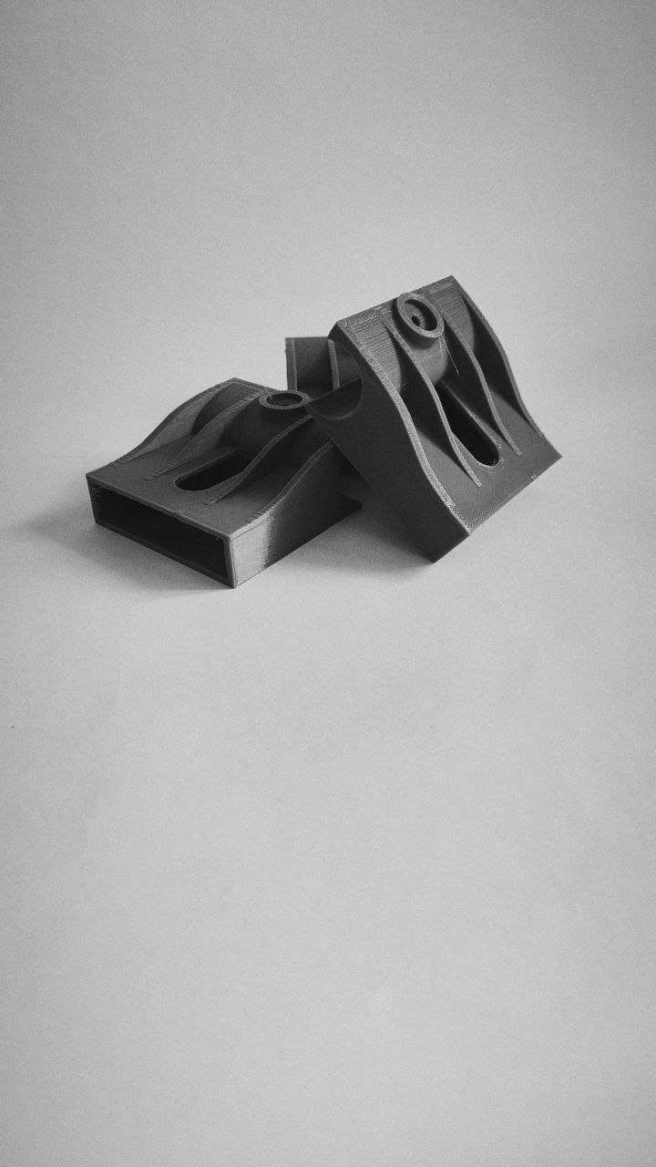 Lamella fastening