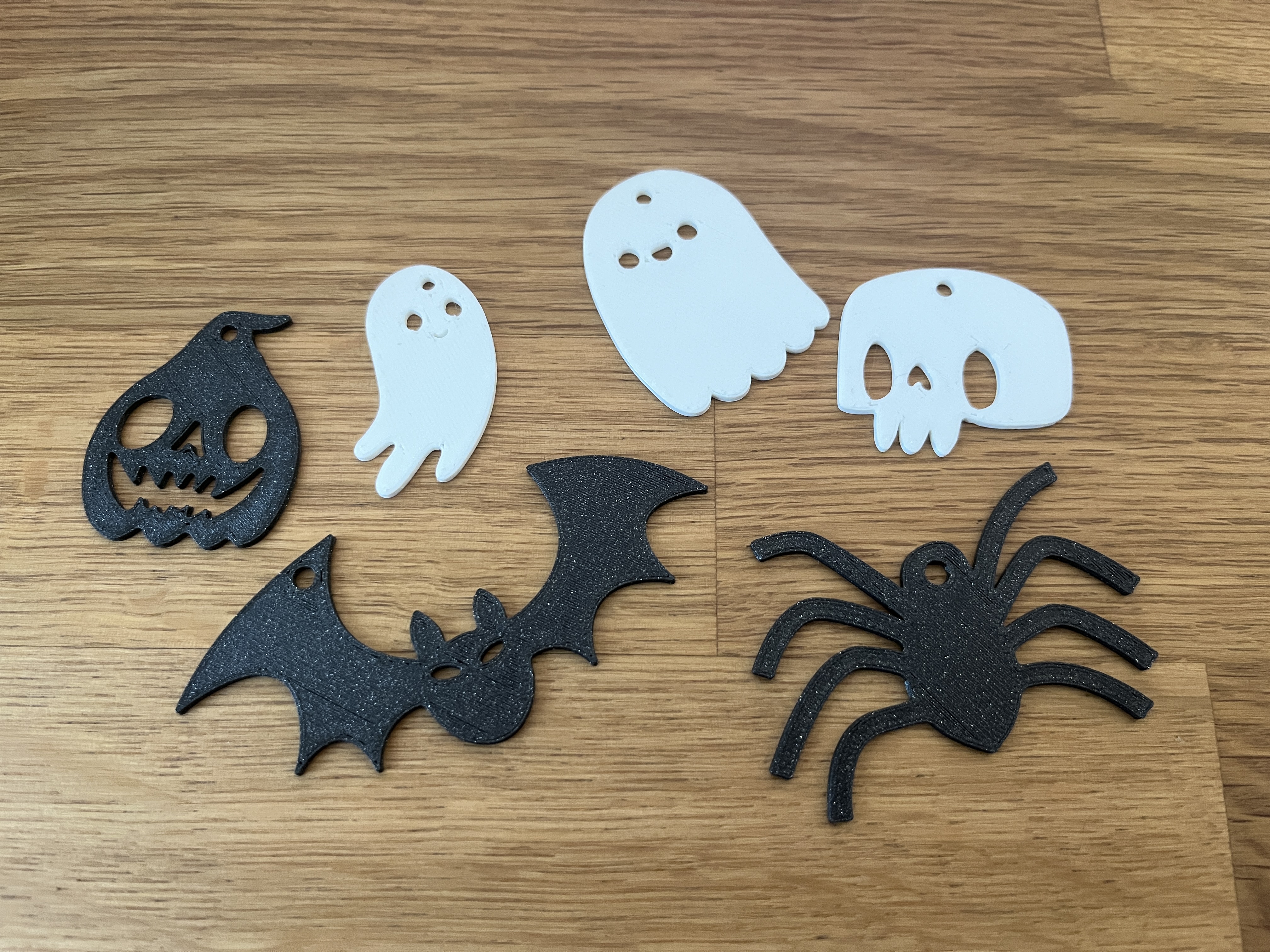 Halloween coasters and keychain decoration, Skull, Spider, Pumpkin, Bat, Ghost