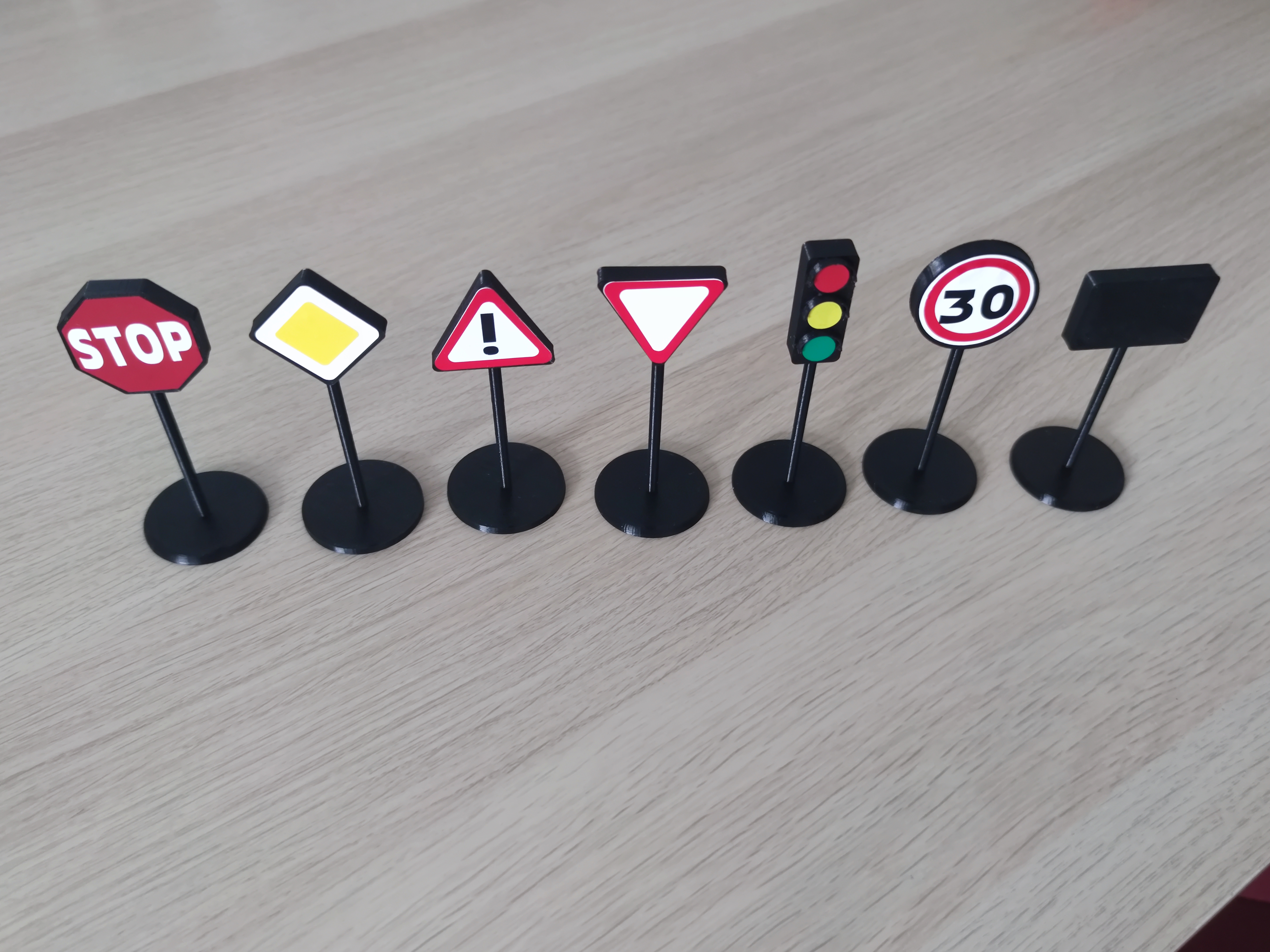 Traffic Signs // Verkehrsschilder