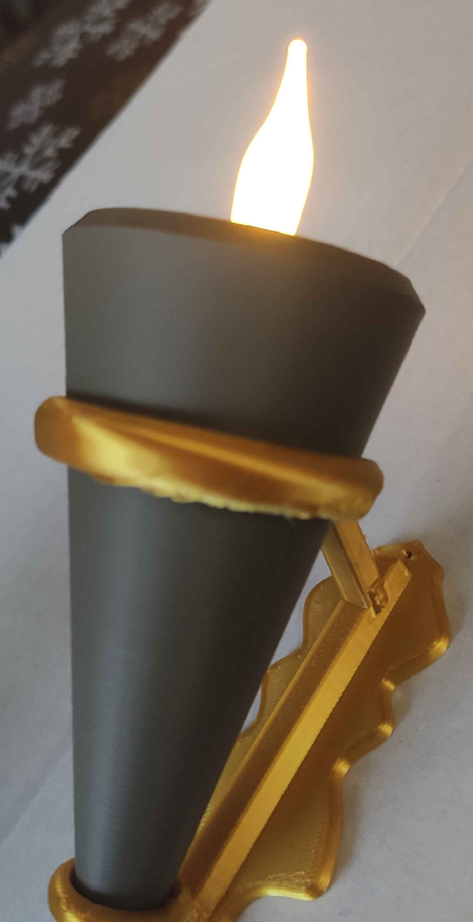 Tea light torch holder