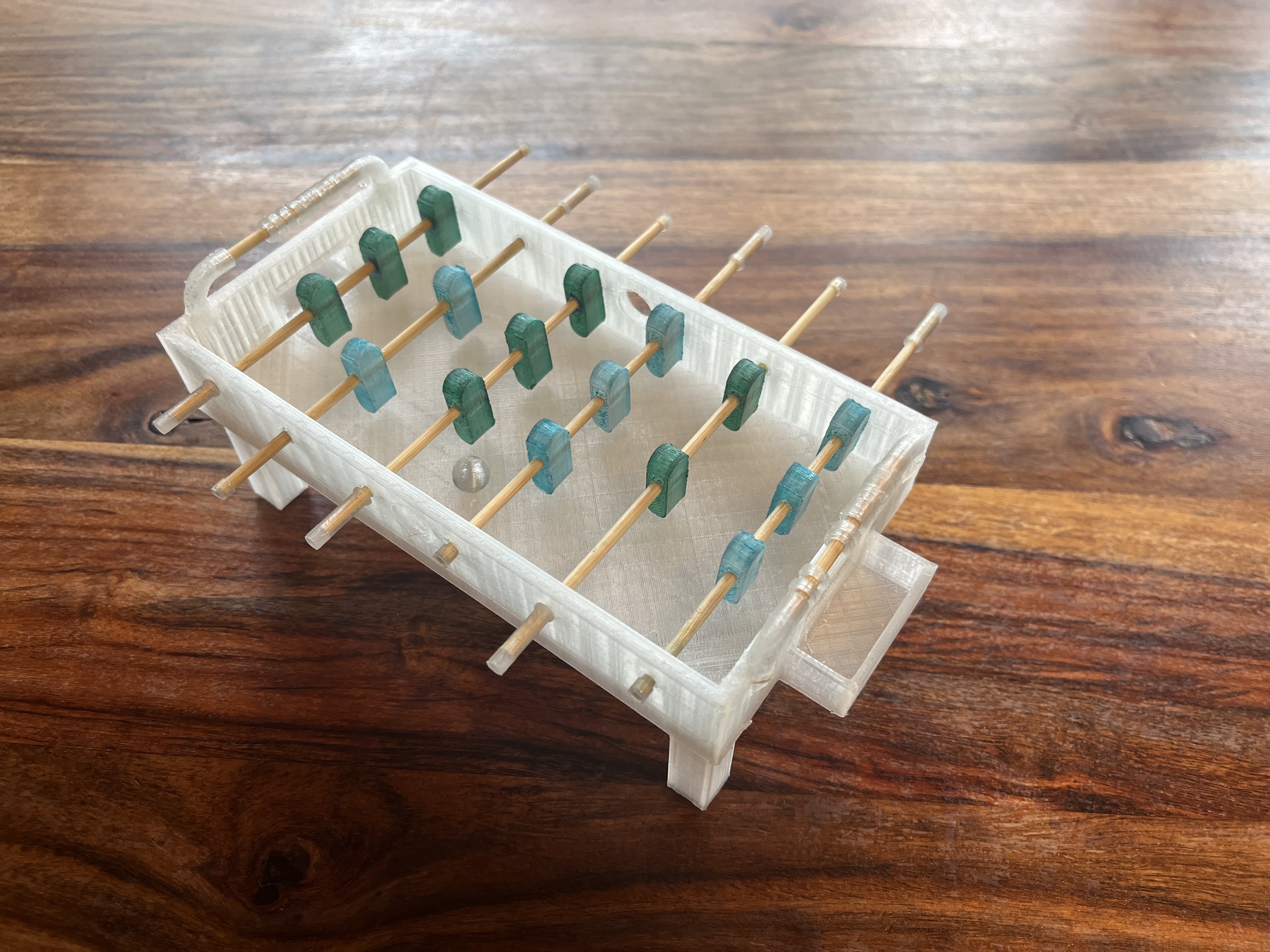 (WORKING) mini foosball table