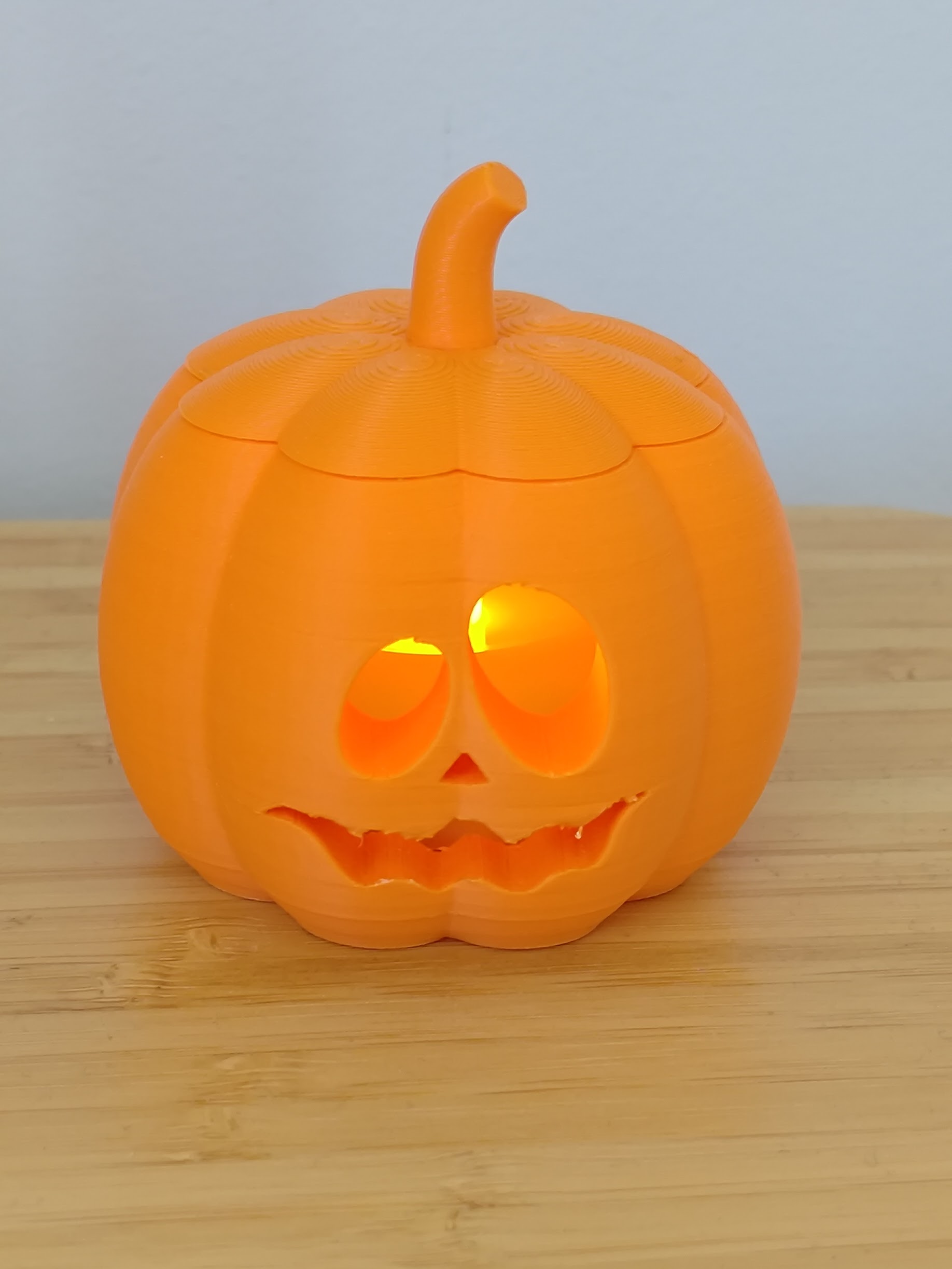 Miniatura 4 do modelo 3D Pumpkin TeaLight Lid