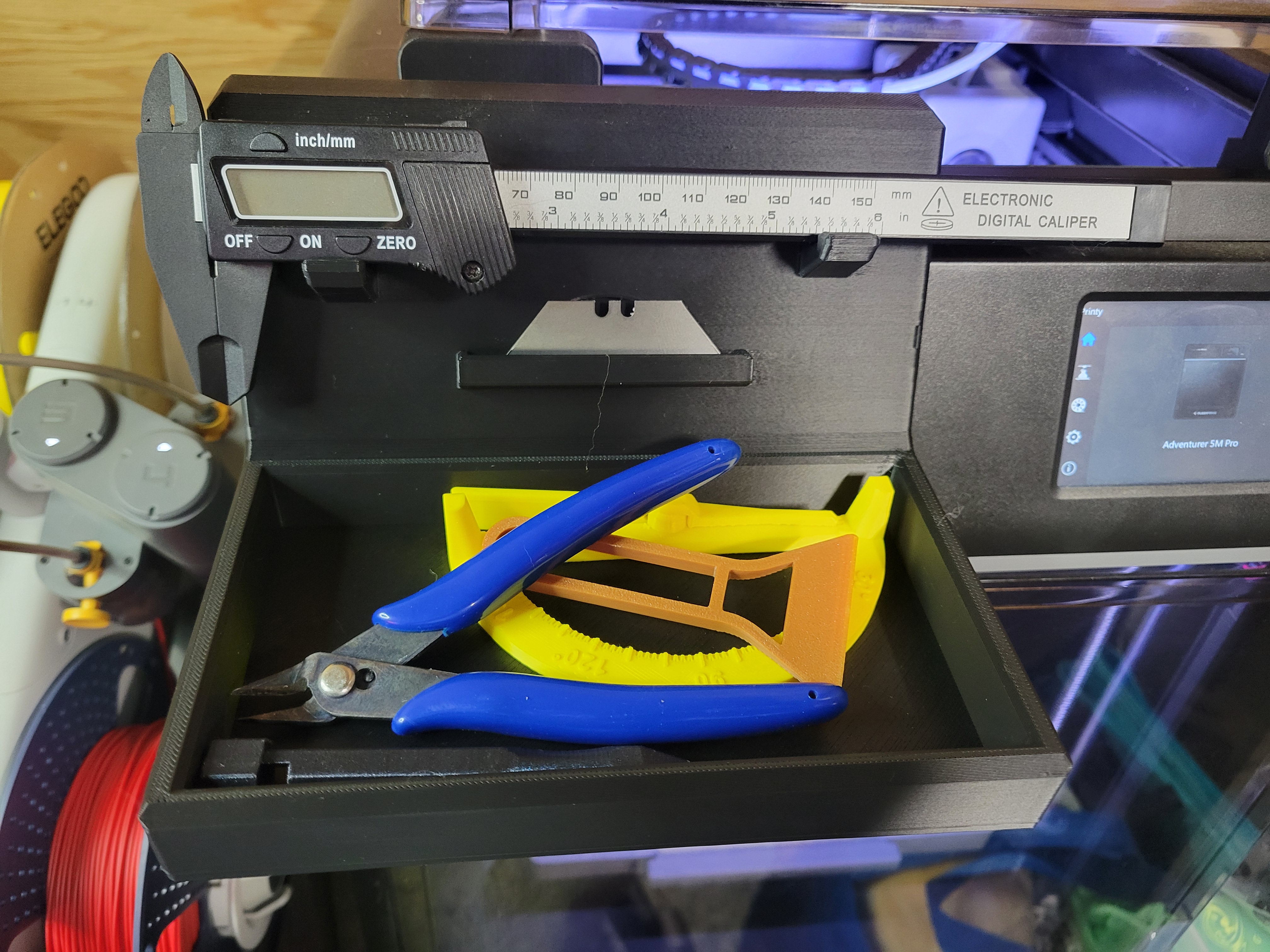 adventurer 5m pro tool tray