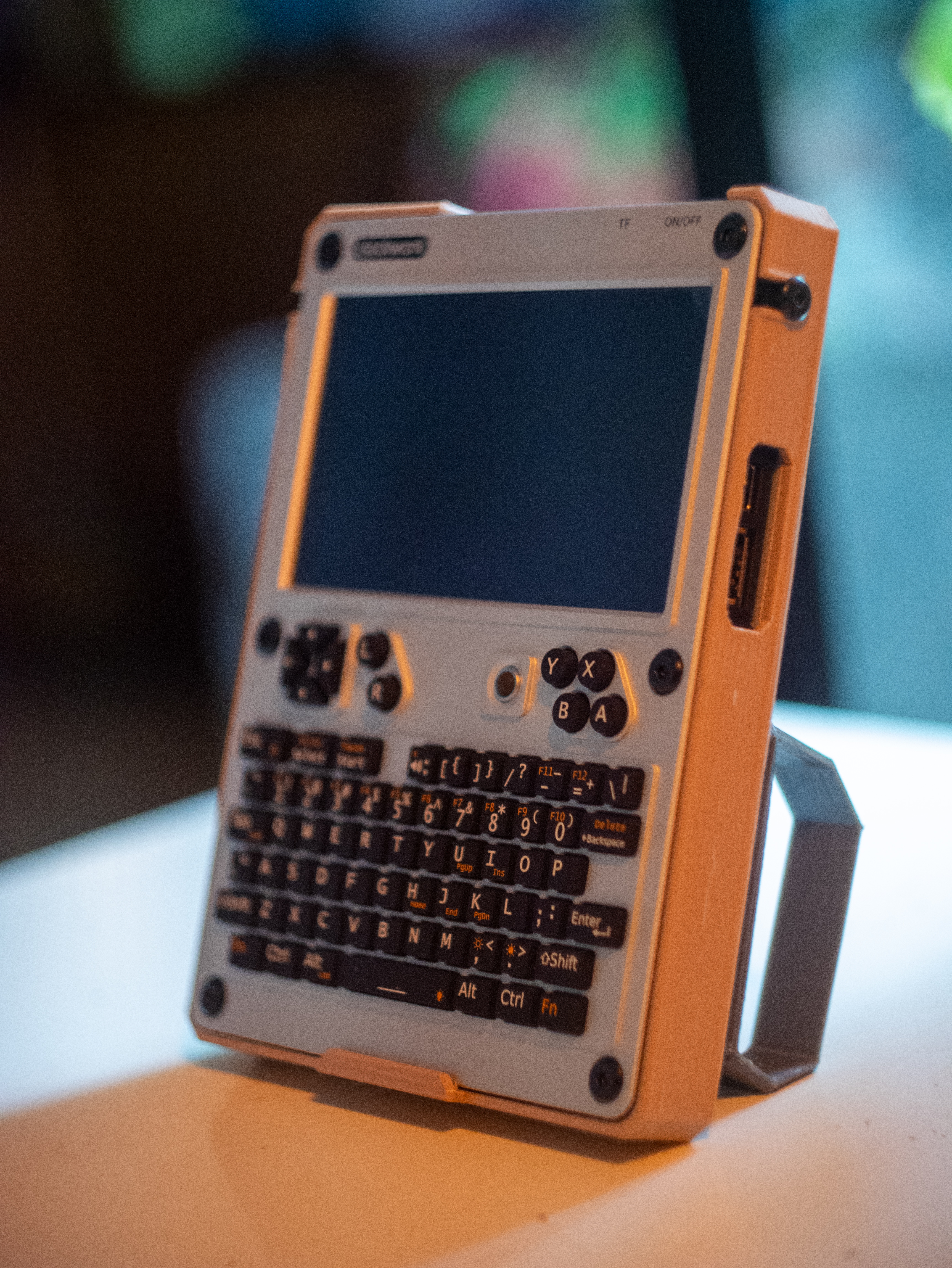 Retro-Inspired uConsole handle/case — miniatura 2