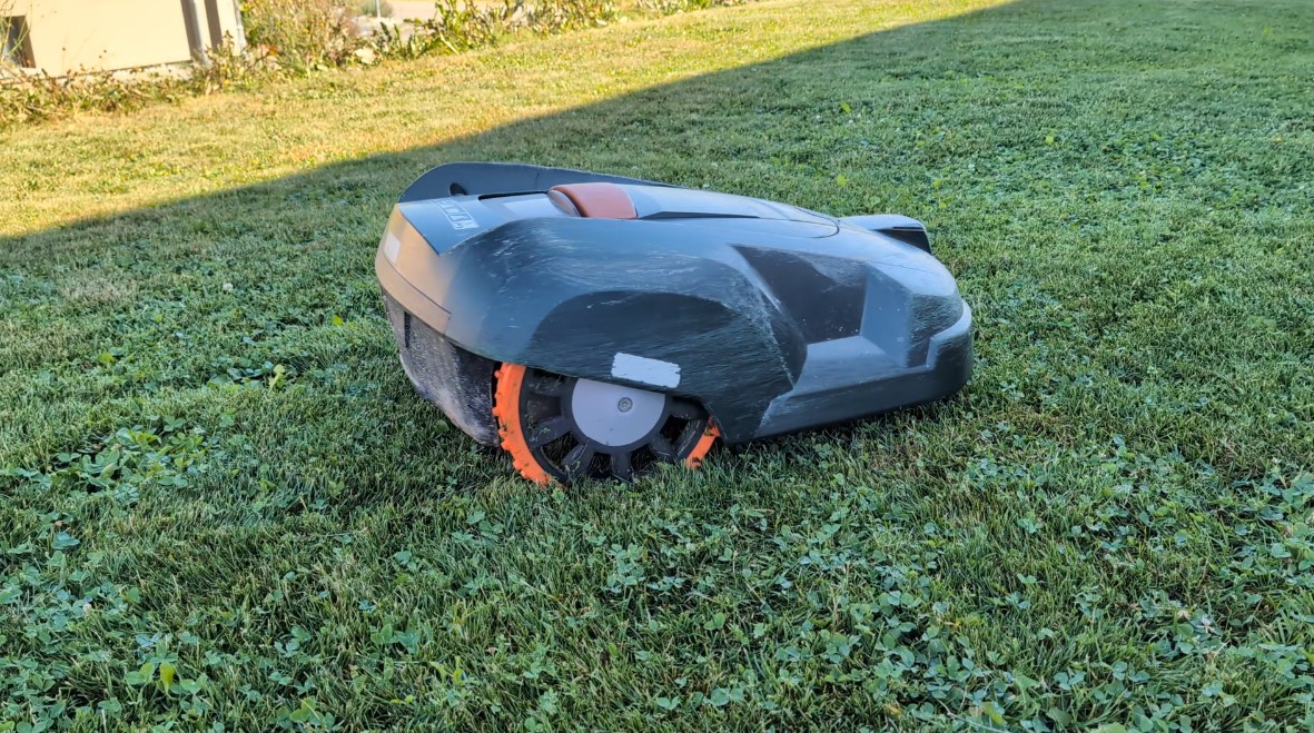 Roue Husqvarna automower 220AC