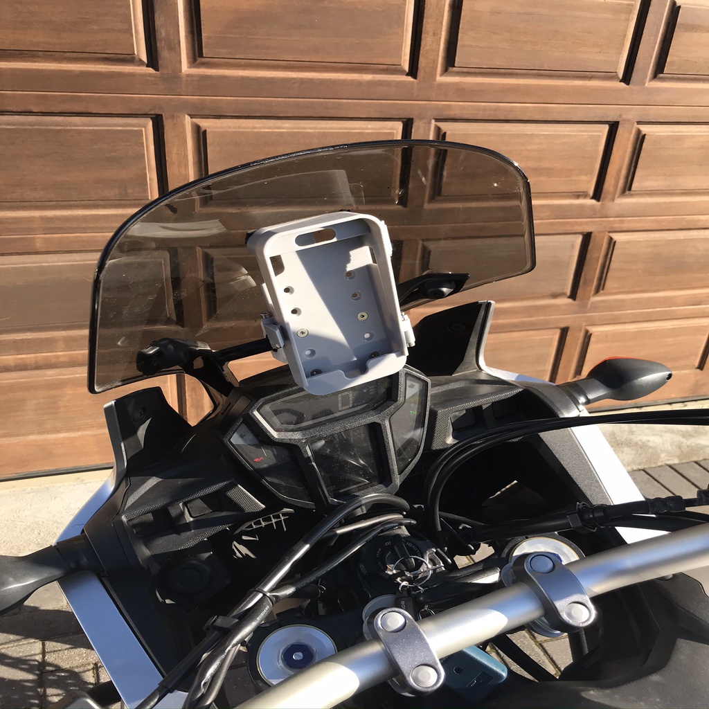 Motorcycle iPhone holder 2.0 by Jahn Roux | Download free STL model ...