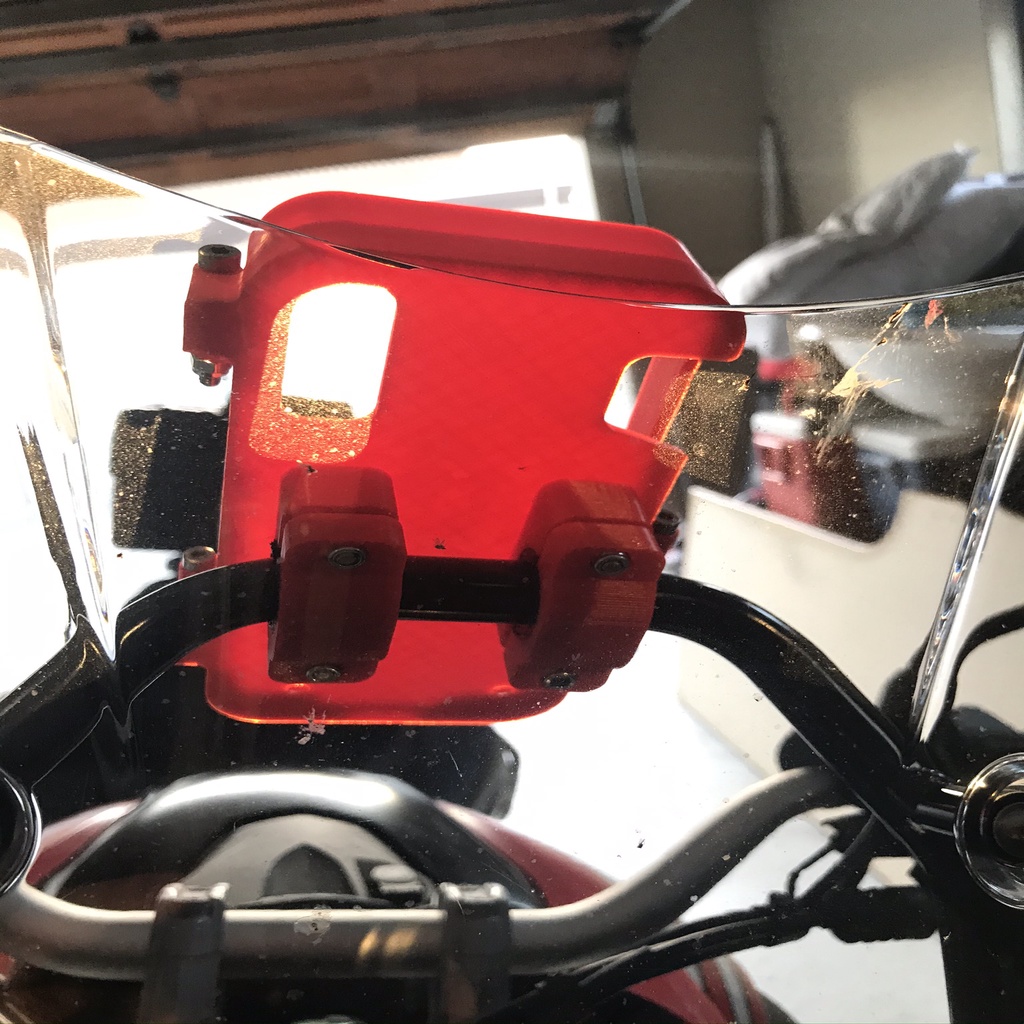Motorcycle iPhone holder 2.0 by Jahn Roux | Download free STL model ...