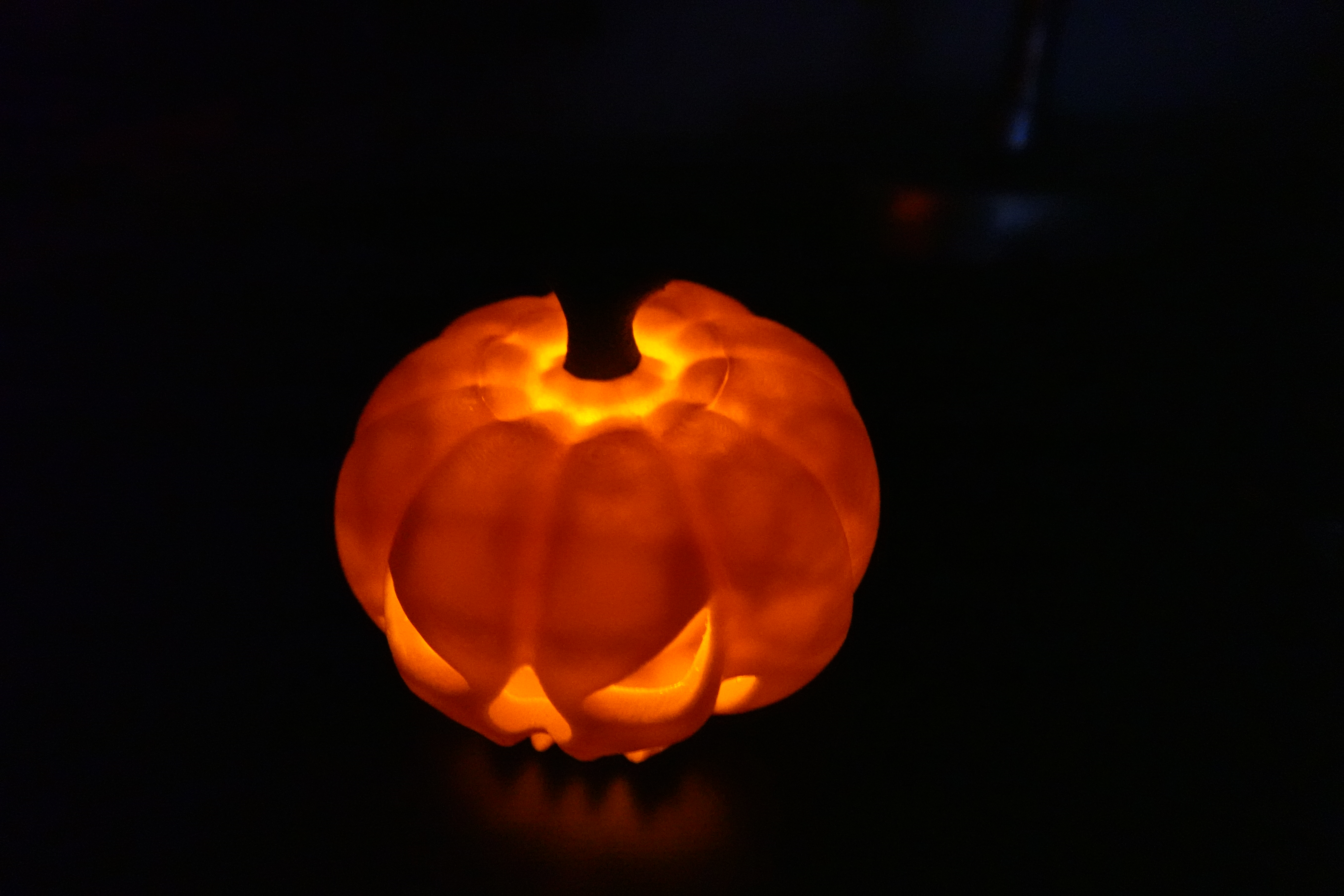 Halloween pumpkin — thumbnail 4