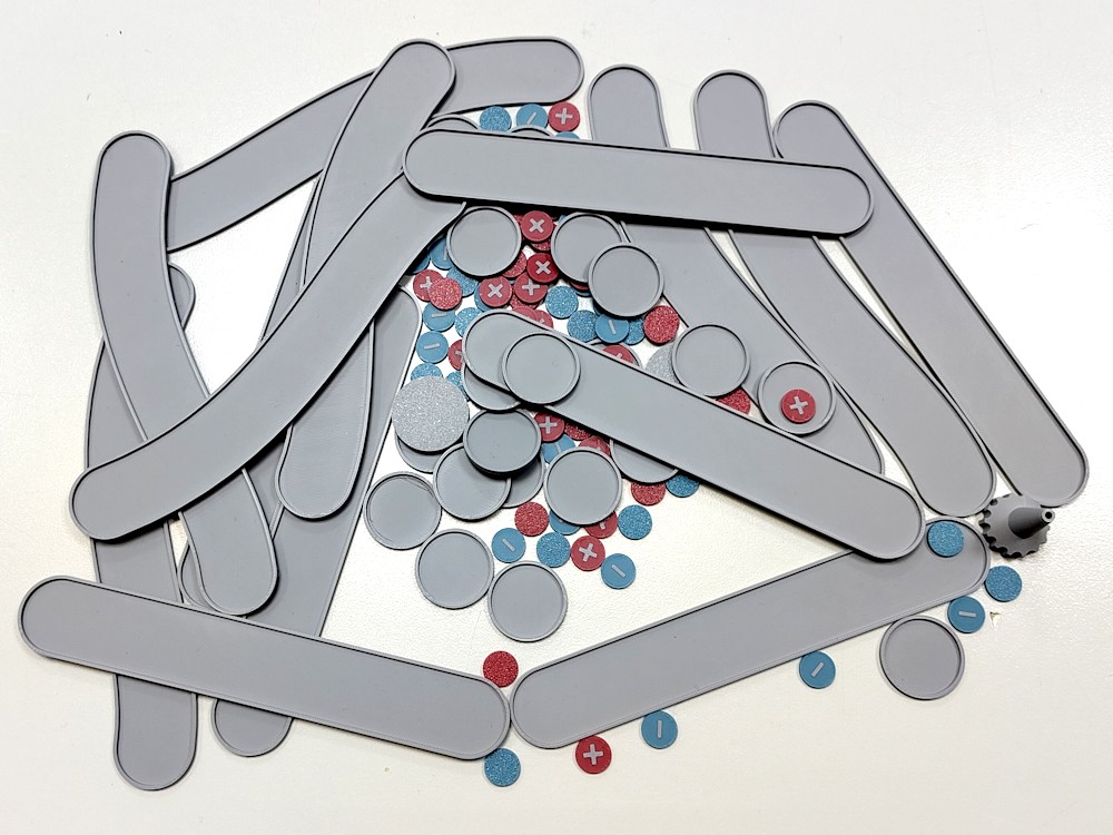 electrostatic water stream deflection model — miniatura 2