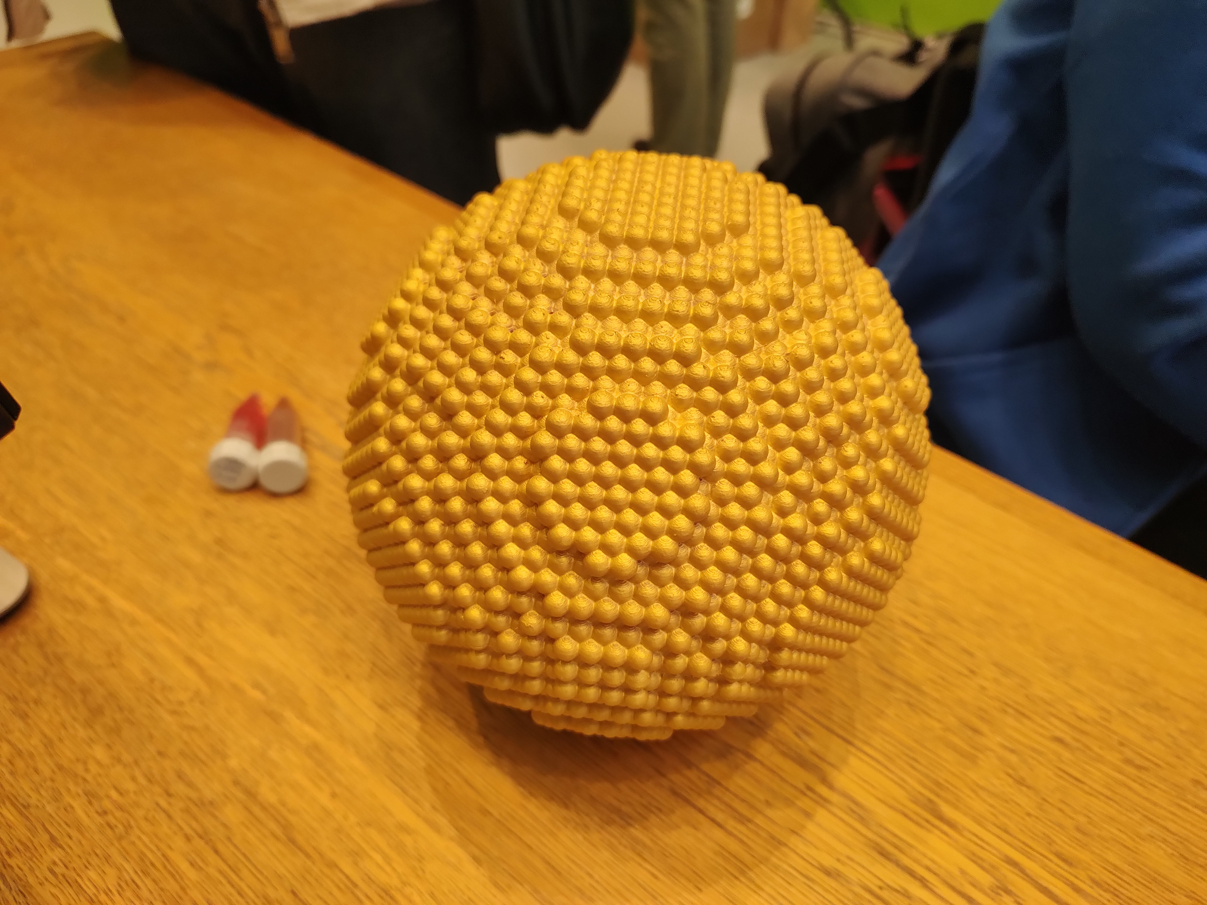 Educational model of a plasmonic nanosphere