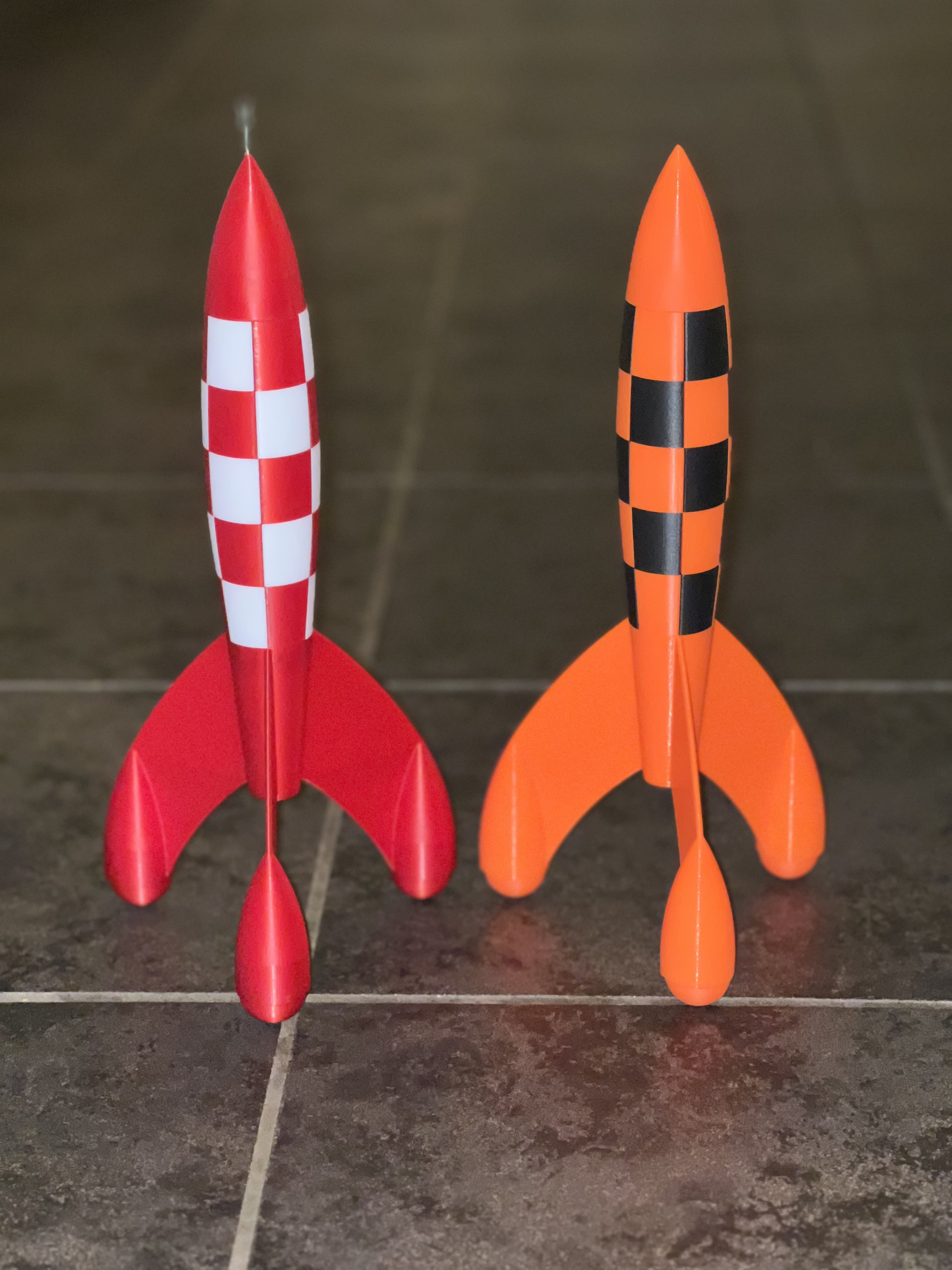 Miniatura 2 do modelo 3D Tintin Moon Rocket