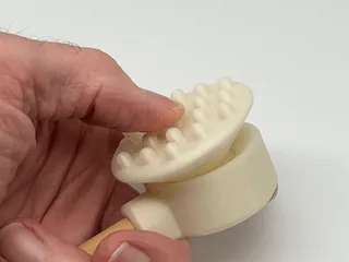 Back Scratcher with Pivoting Head