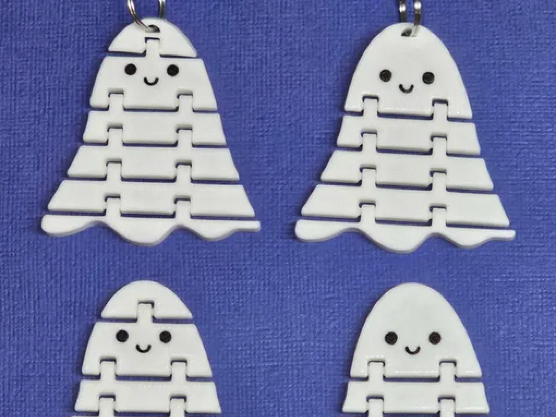 Articulated Kawaii Ghosts | Halloween flexi fidget toys / keychains