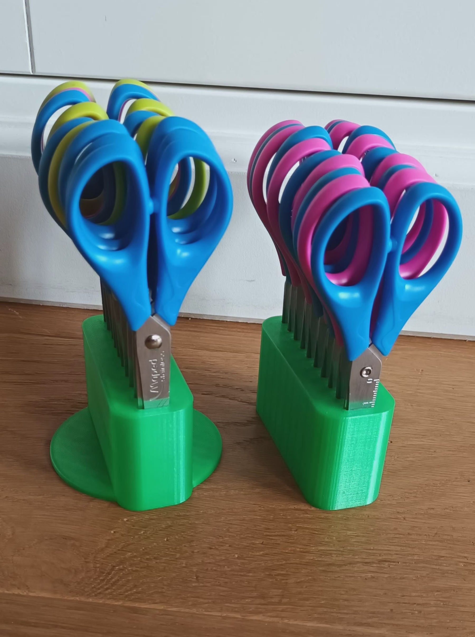Scherenhalter / Scissor Stand — miniatura 2